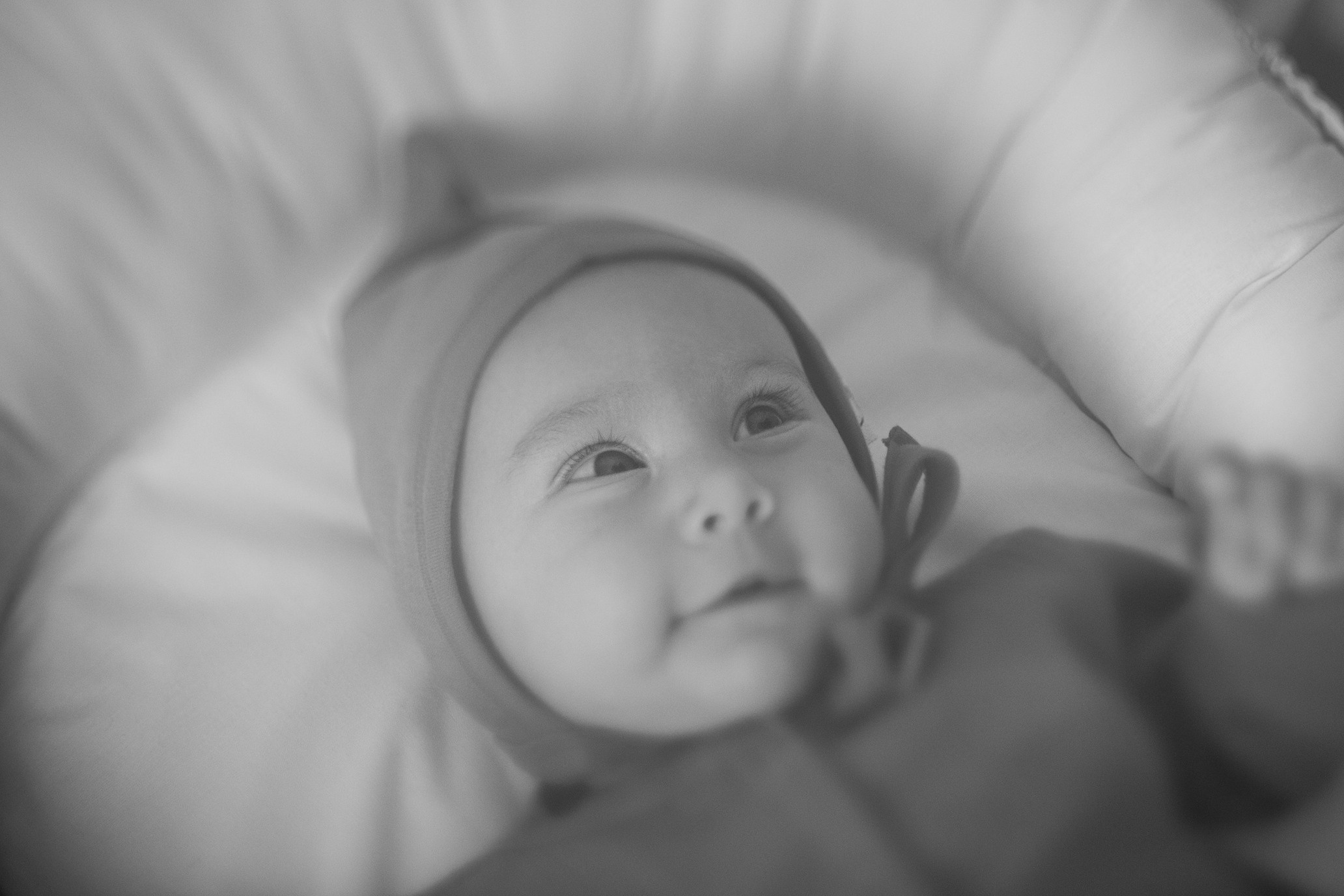 תינוקות מגיל חודשיים. צילומי הריון, ניו בורן, גיל שנה בראשון לציון -Jenya Rosso Photography