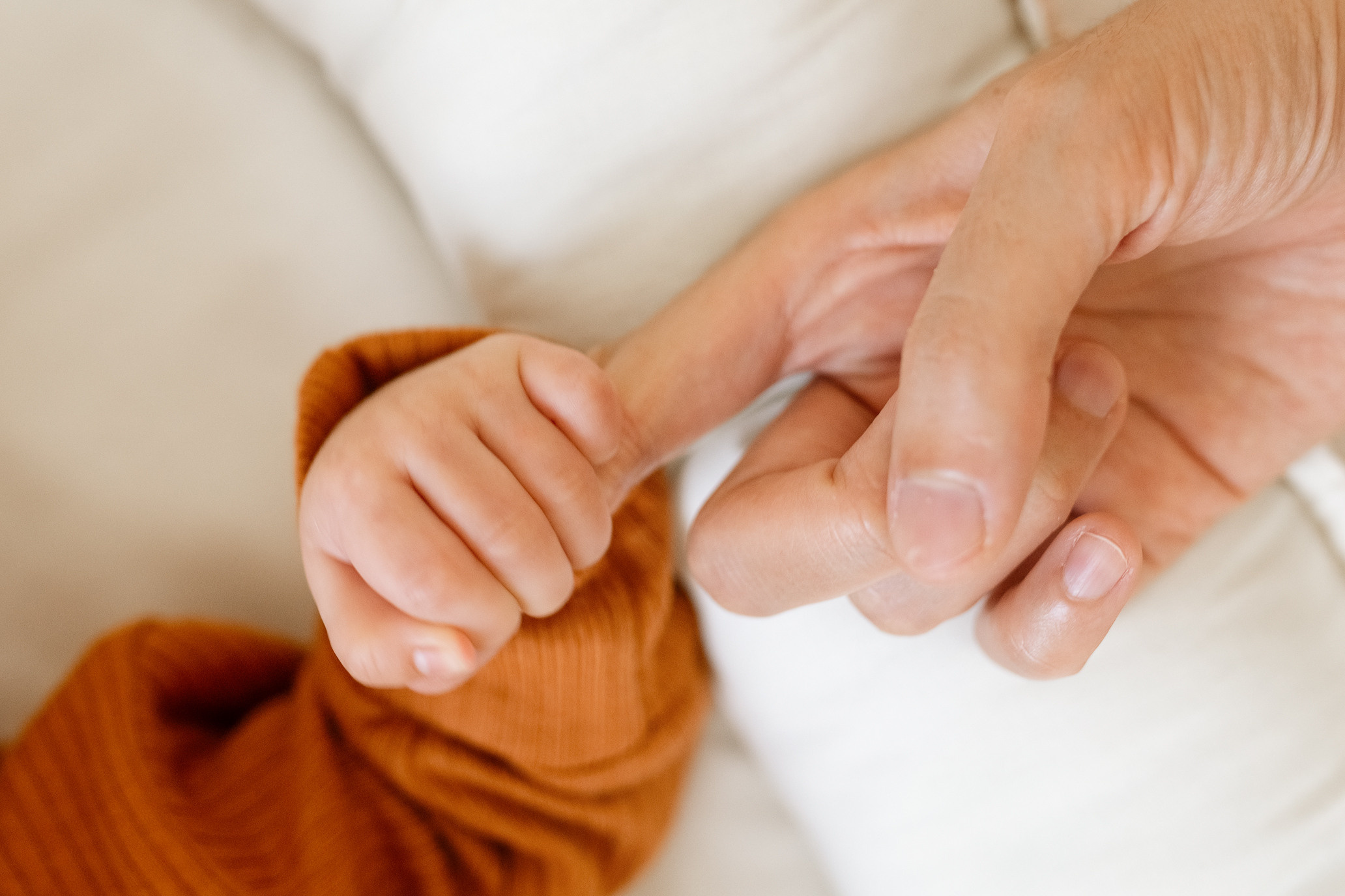 תינוקות מגיל חודשיים. צילומי הריון, ניו בורן, גיל שנה בראשון לציון -Jenya Rosso Photography