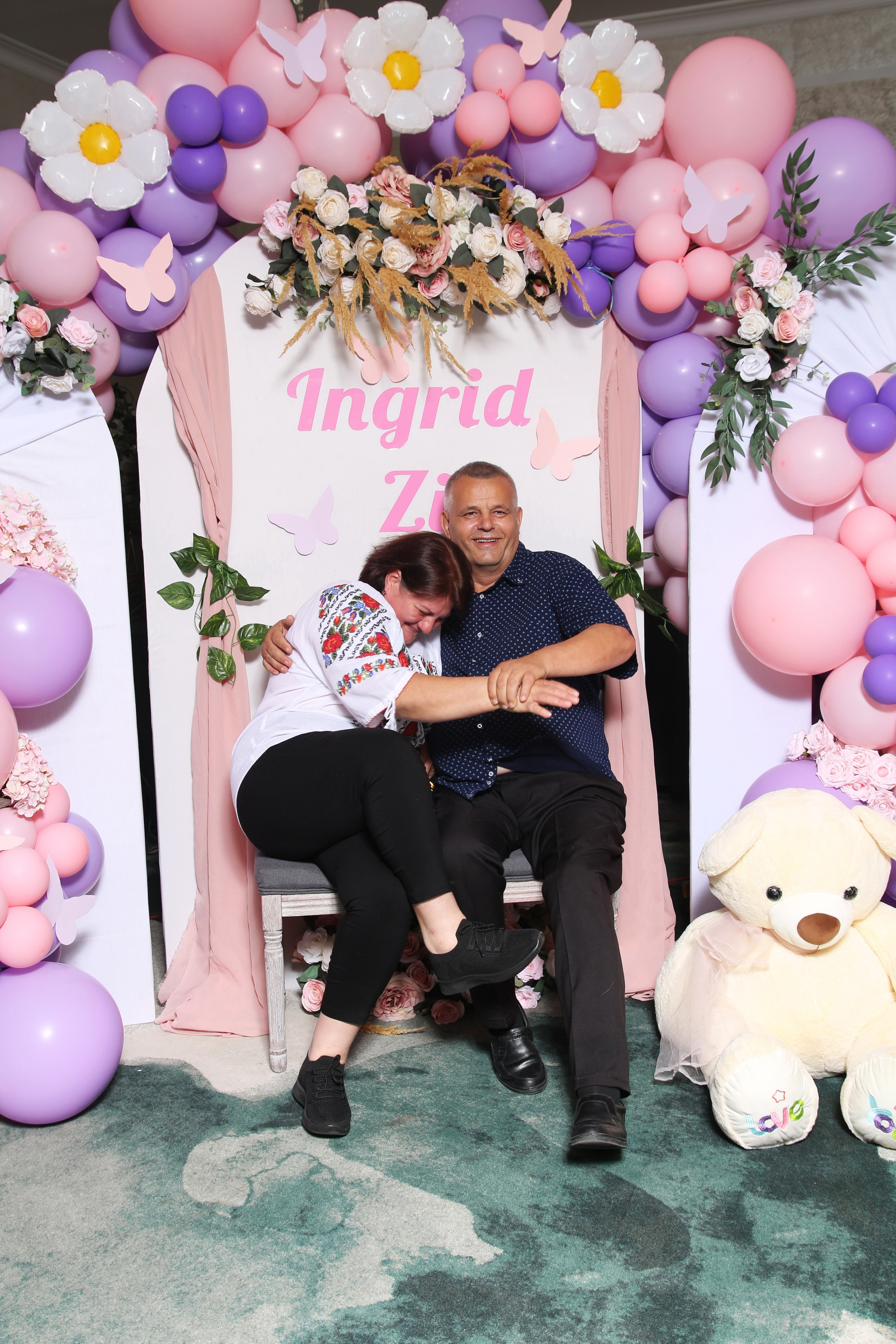 BYZO MEDIA. PETRU BYZO - family and children photographer in ROMANIA