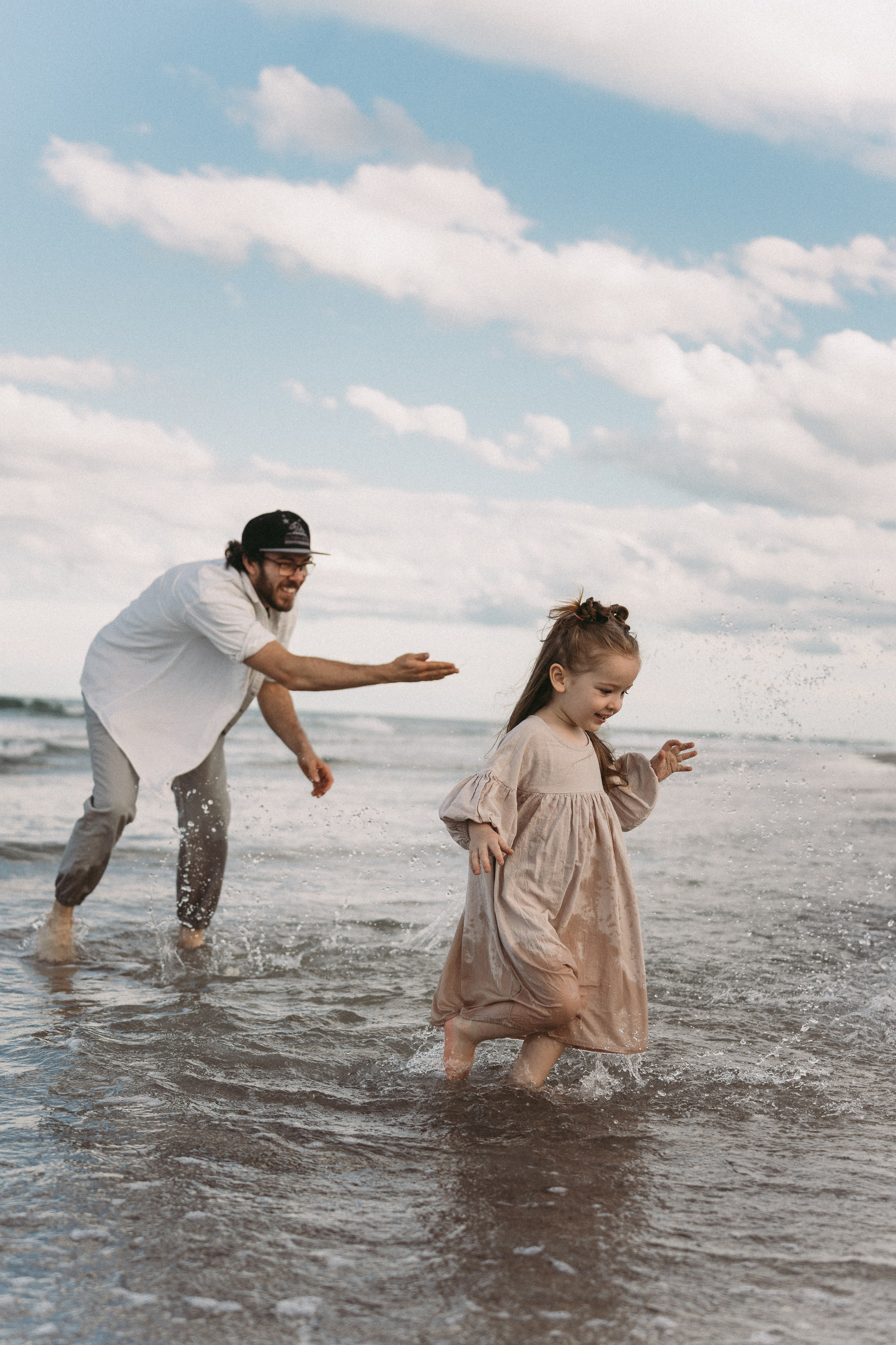Alexia&Alex. Ocean. Wedding and family photographer and videographer PA, NJ, NY, DE, MD