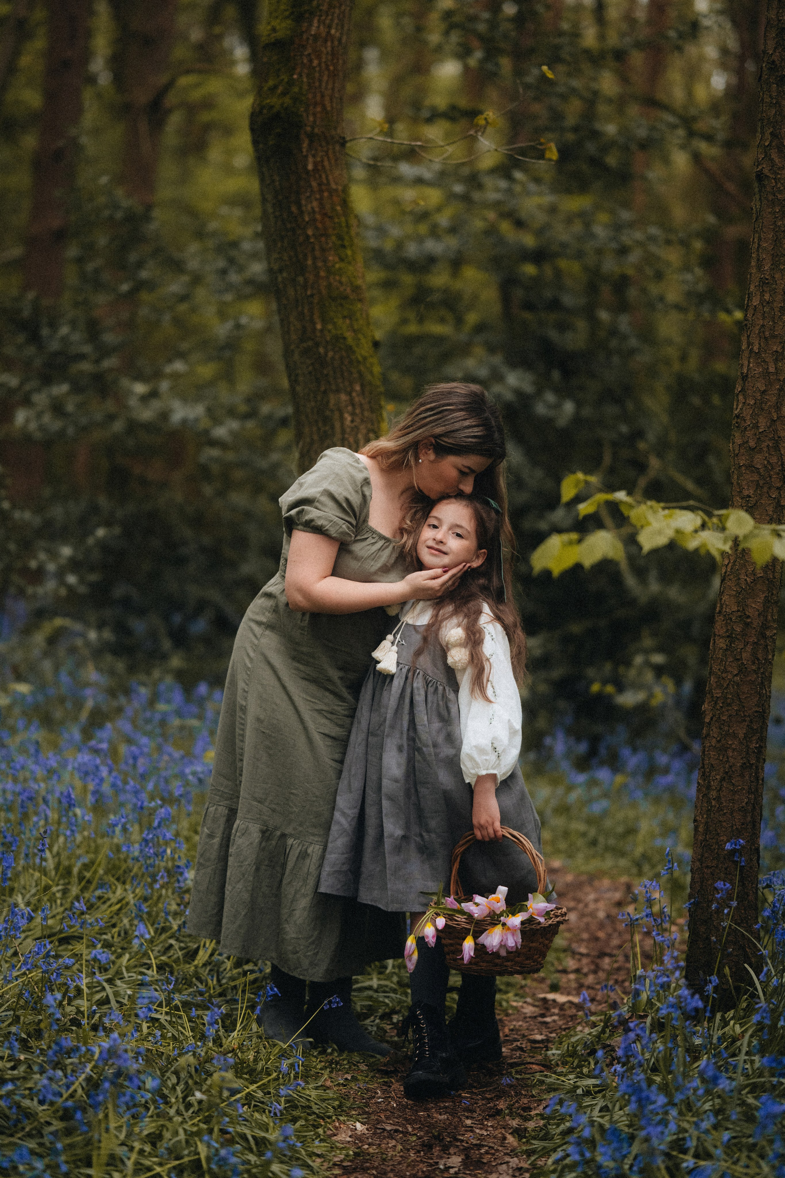 Bluebell family session. Tania Gandrabur, photographer in West Midlands, England