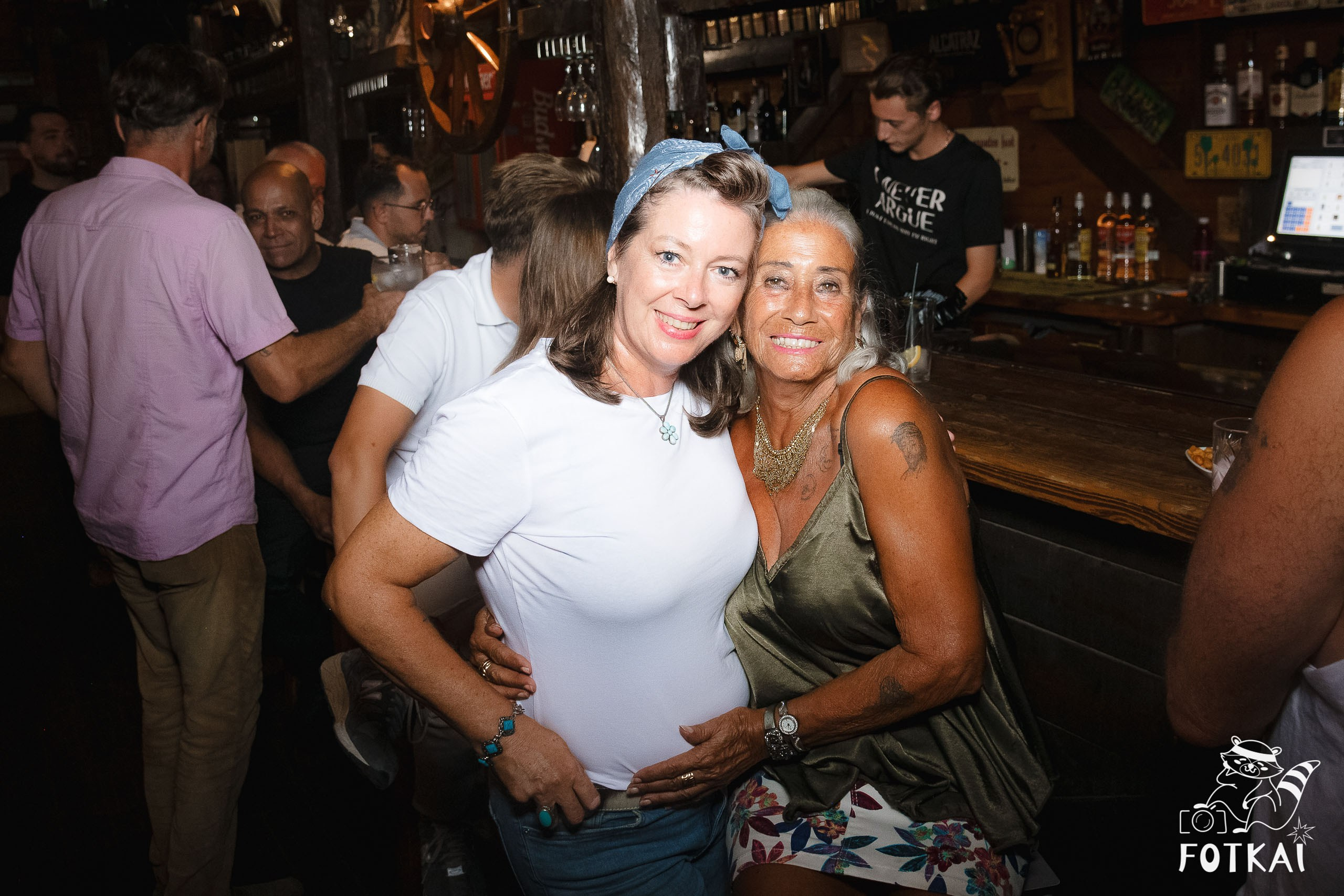 El Paso Rock Bar Torrevieja: Reportaje fotográfico 19.09.25 | FOTKAI