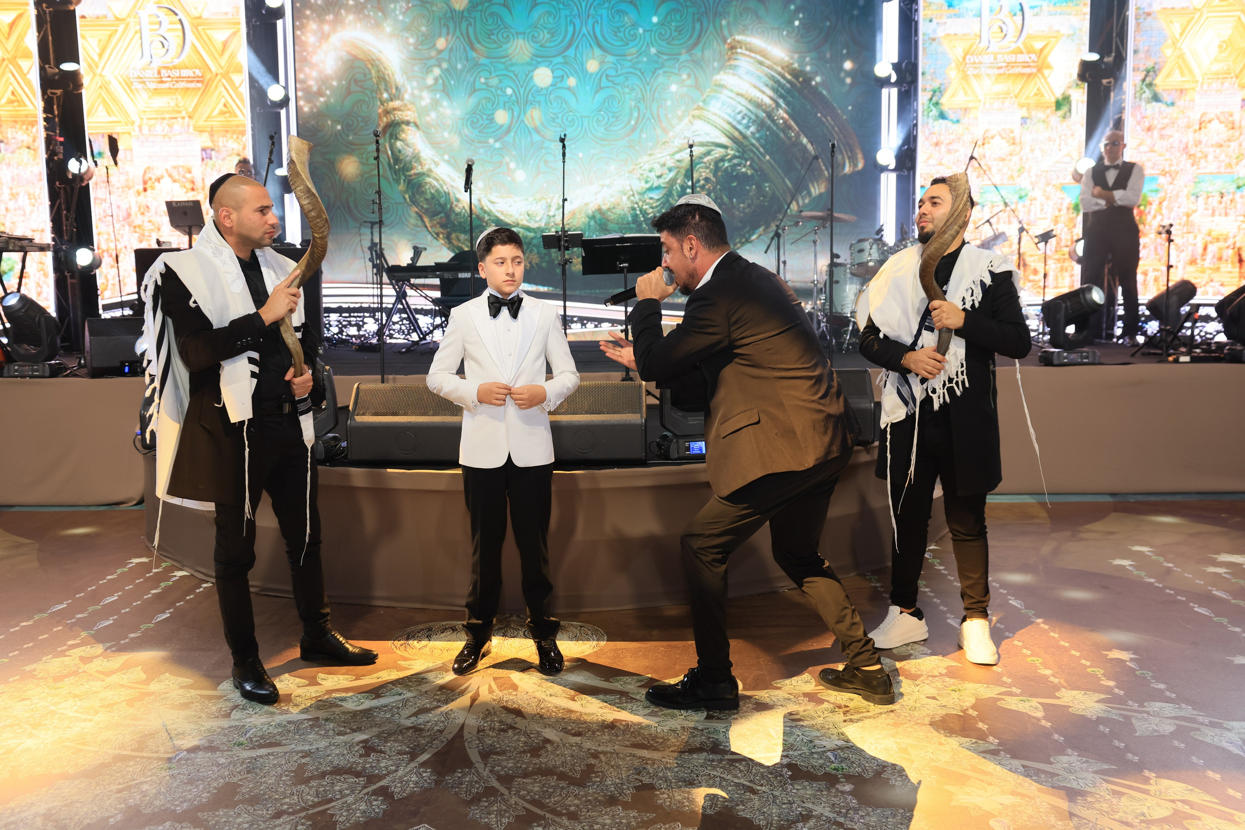 DANIEL. Фотографы на свадьбы и мероприятия Студия «Шалом»