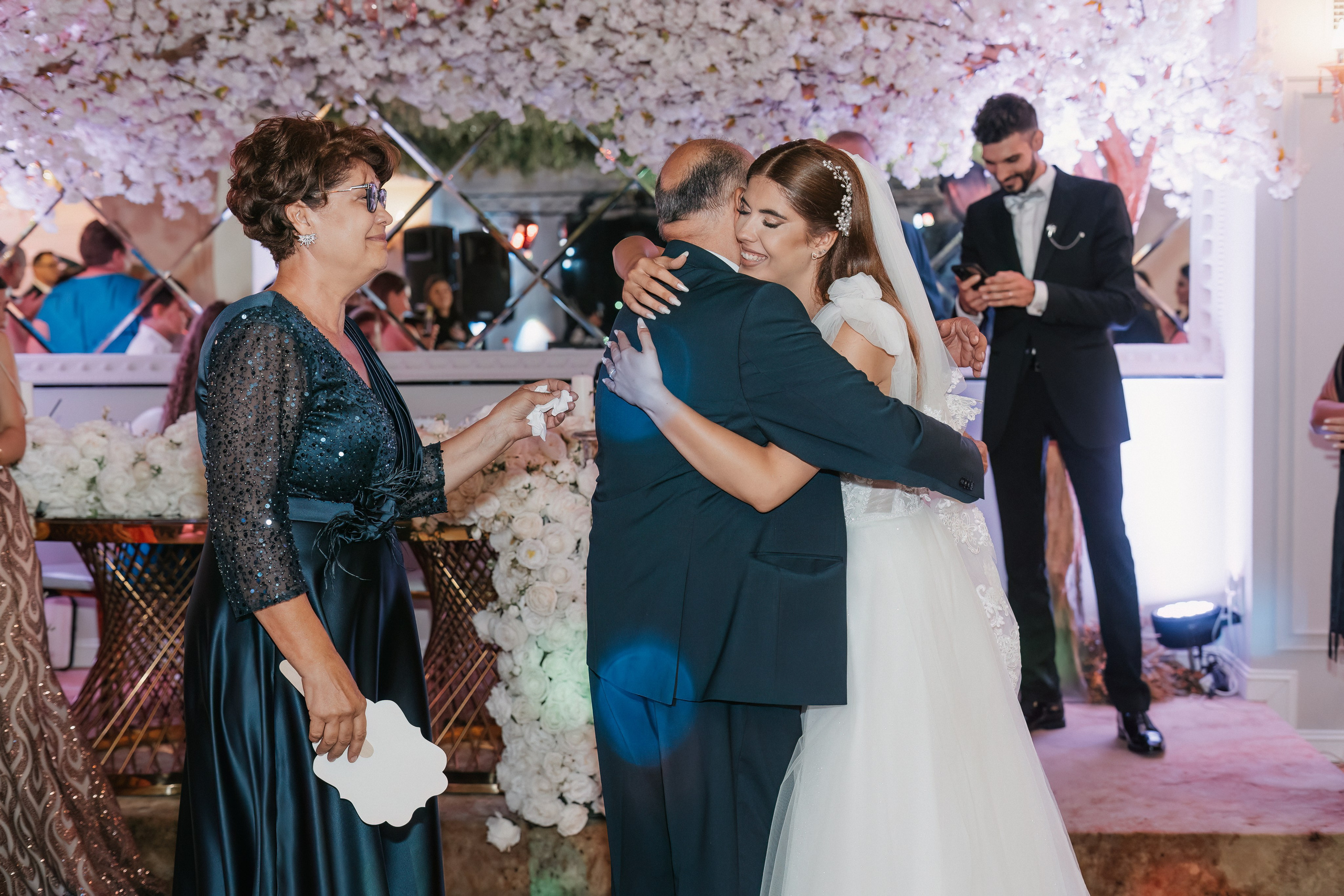 Simona & Gabriel. Dara Lens | The art of remembering