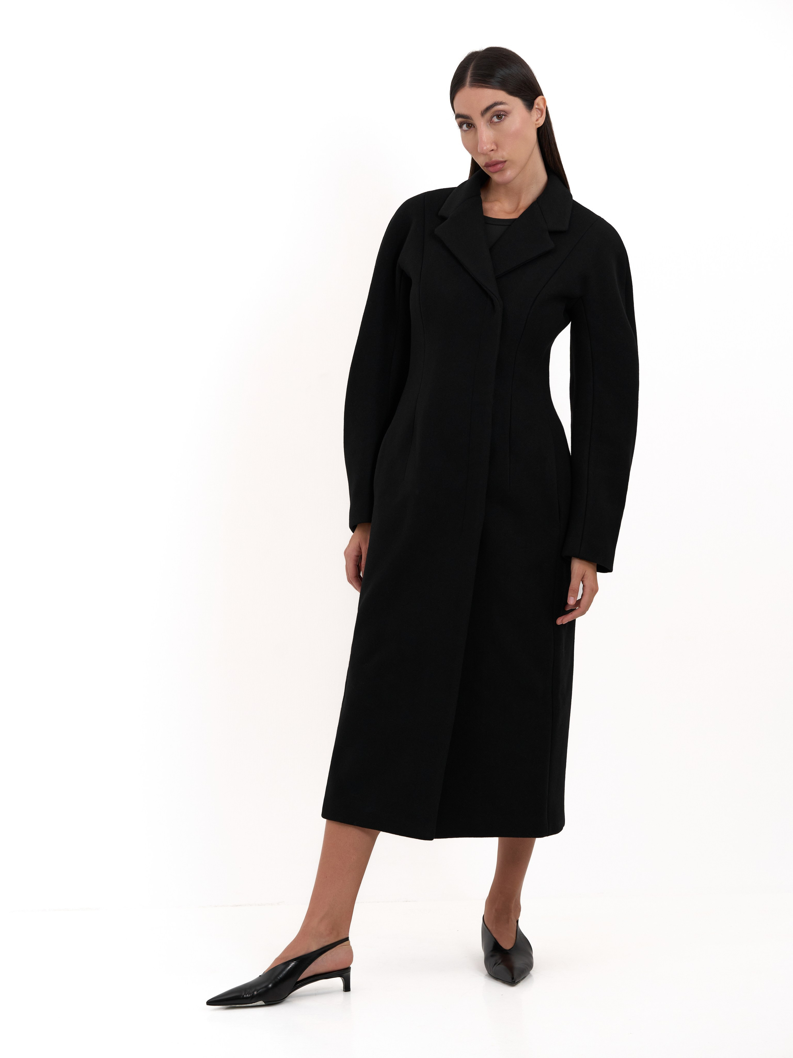 Jacquemus Curvo Coat/Catalog. Alisha Geva | Photographer in Dubai