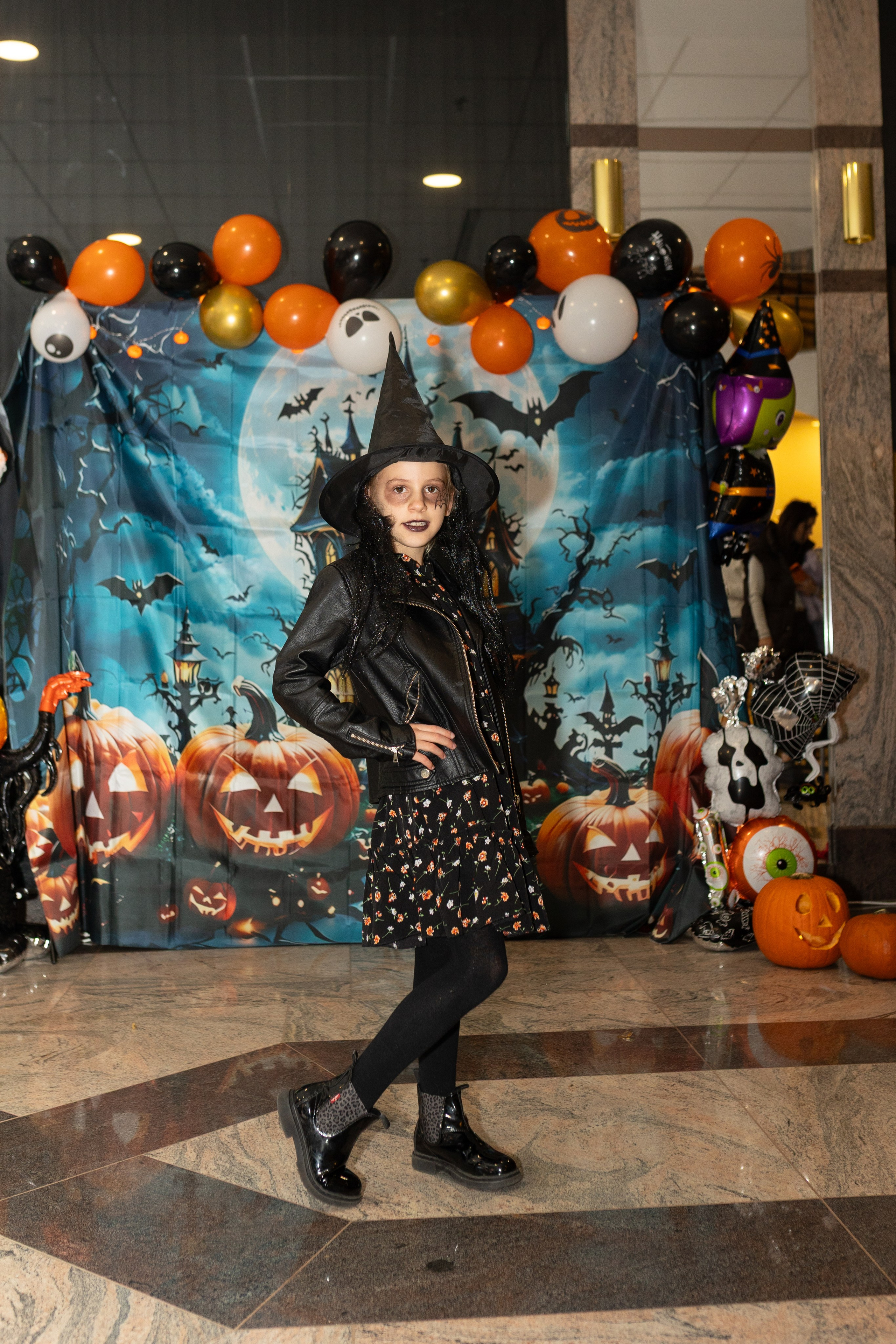 Leo dance studio Helloween 2025. Семейный и детский фотограф в Варшаве Мила Бобровская