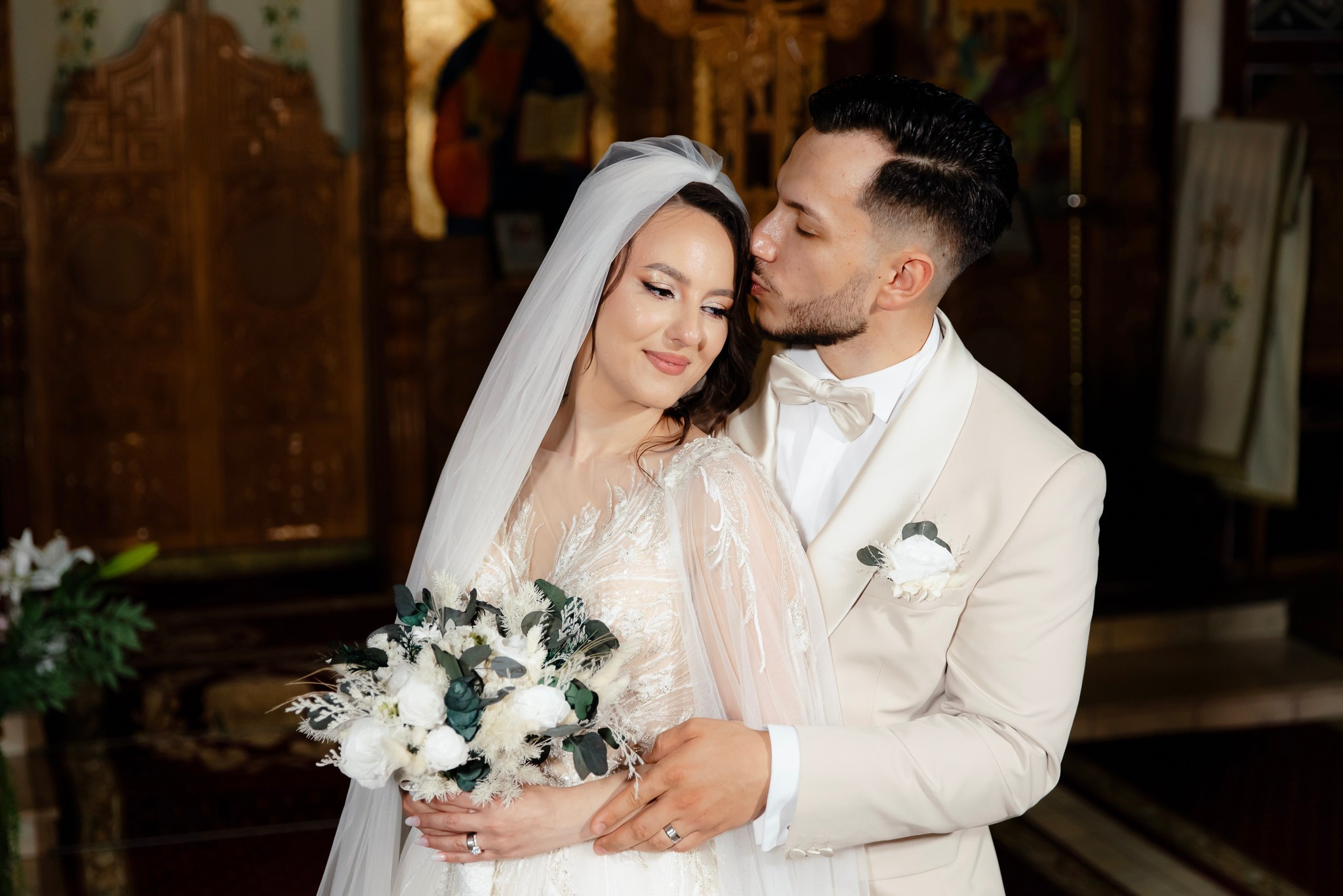 Ioana & Ionuț | Nuntă de poveste la Păstrăvăria Poiana din Mălini județul Suceava. Servicii foto-video profesionale, pentru momente de neuitat