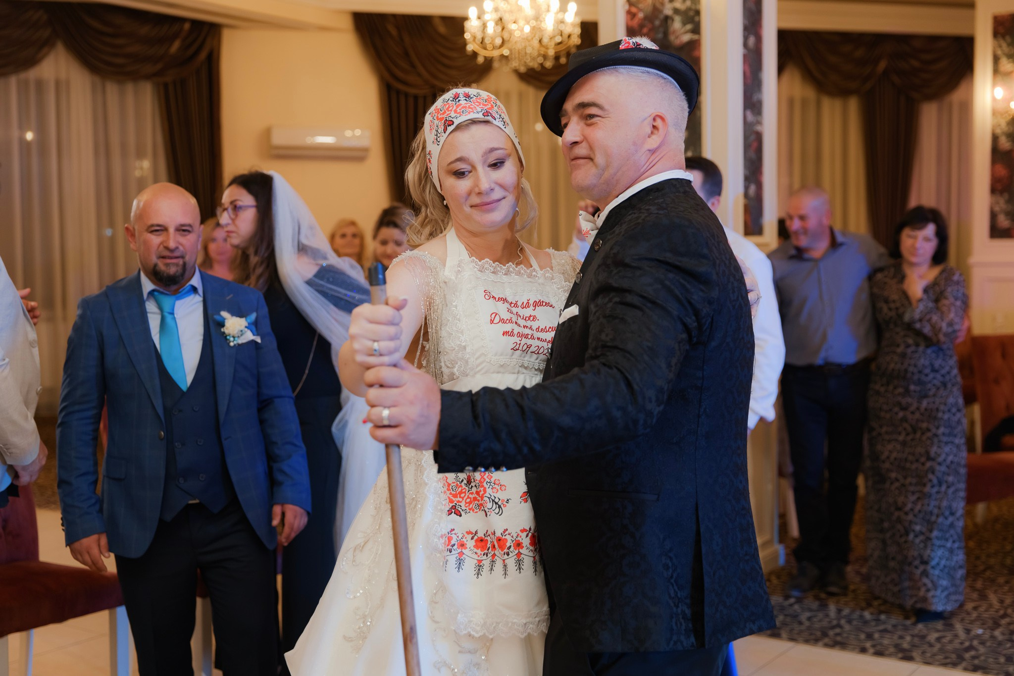 Mihai & Oana. Servicii foto-video profesionale, pentru momente de neuitat