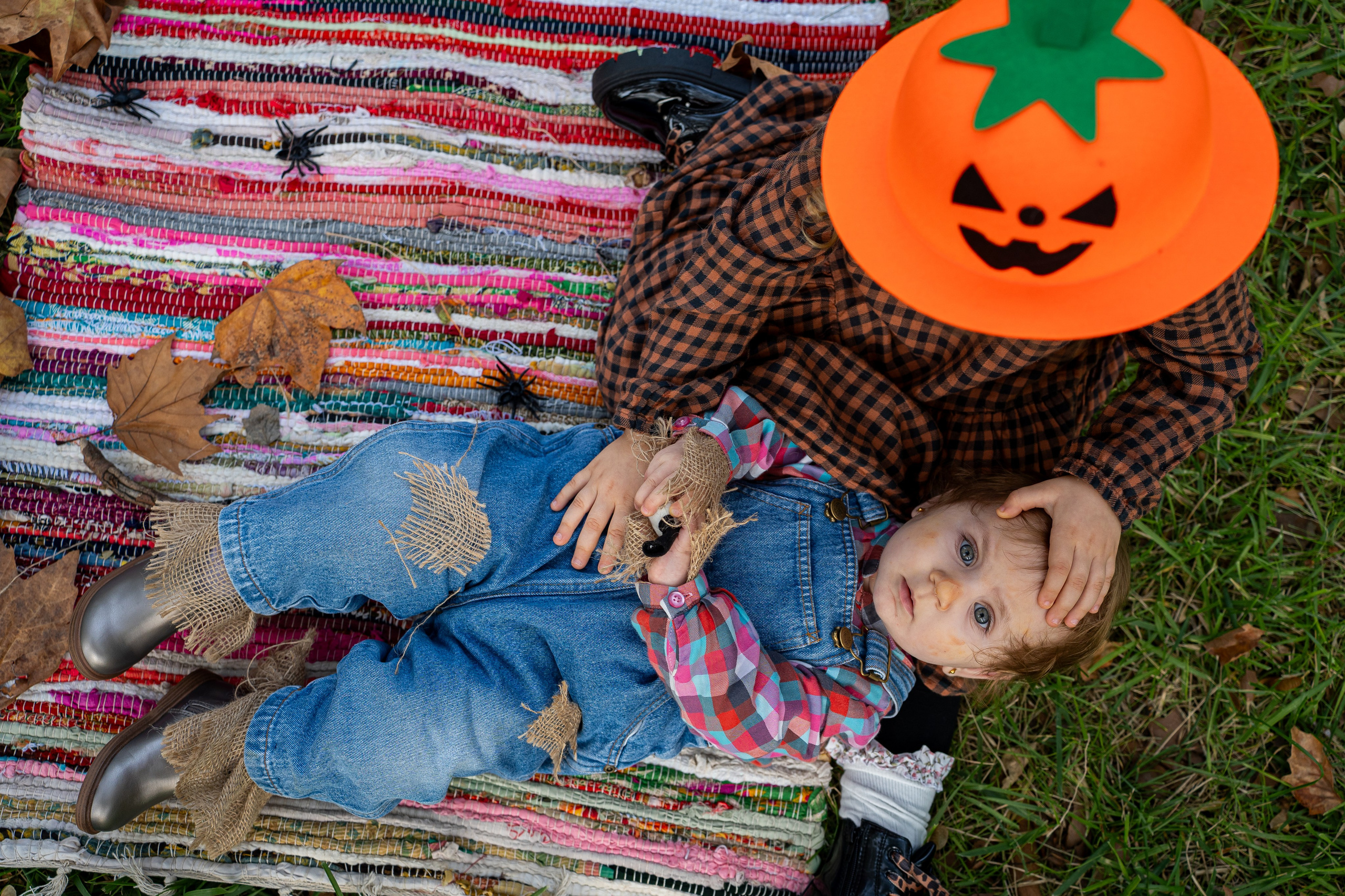 Anelise & Eleni Haloween Party. Adelinne