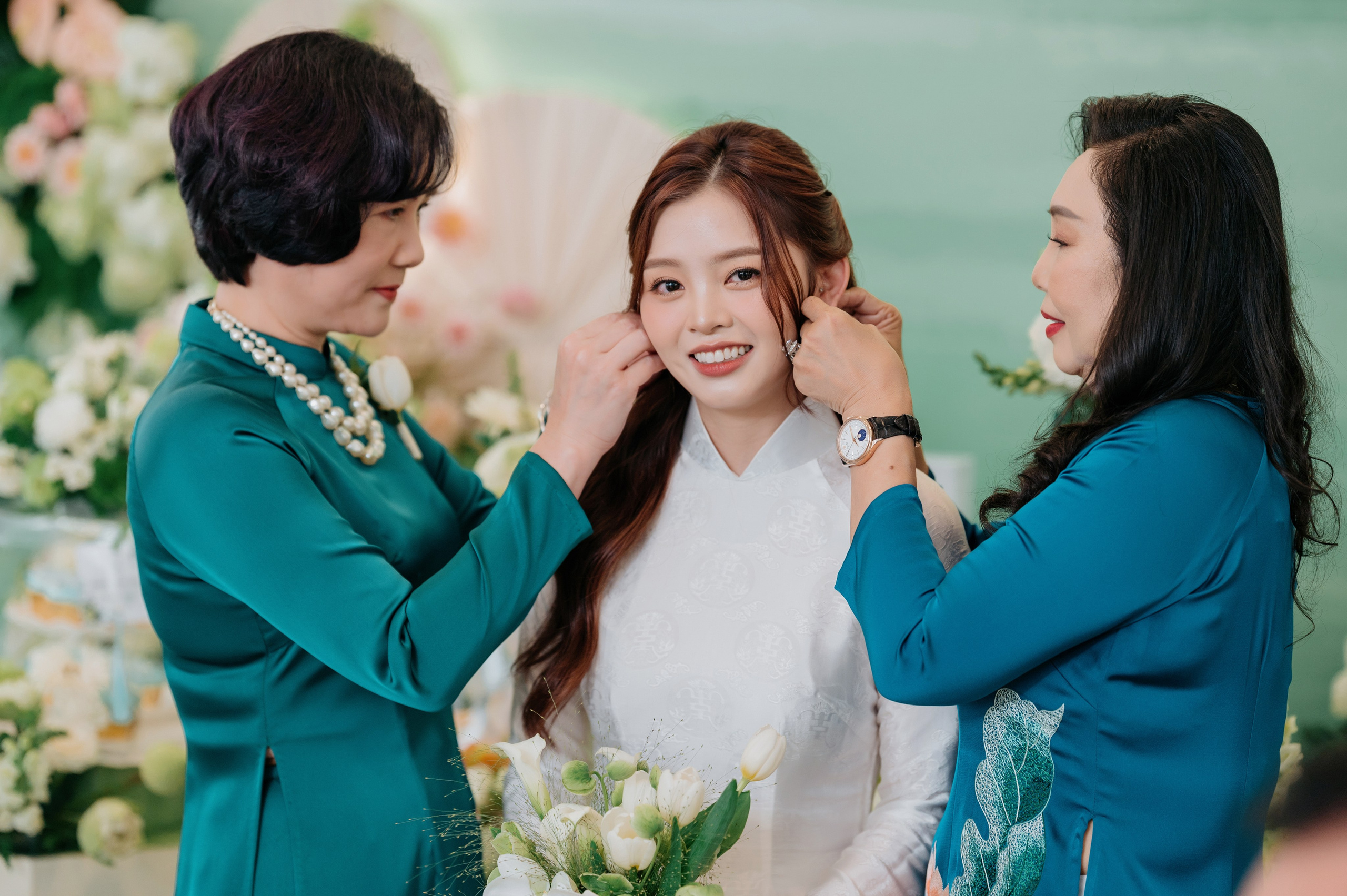 TRINH & MINH / Engagement 11.10.2024. Nhiếp ảnh gia đám cưới hàng đầu tại Thành Phố Hồ Chí Minh
