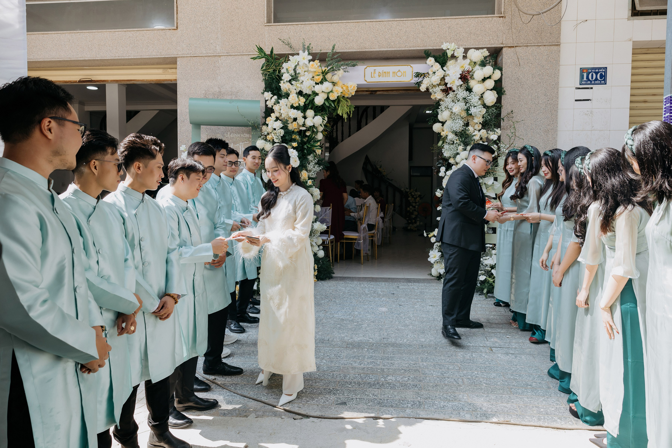 THẢO & VINH / Engagement 30.12.2024. Nhiếp ảnh gia đám cưới hàng đầu tại Thành Phố Hồ Chí Minh