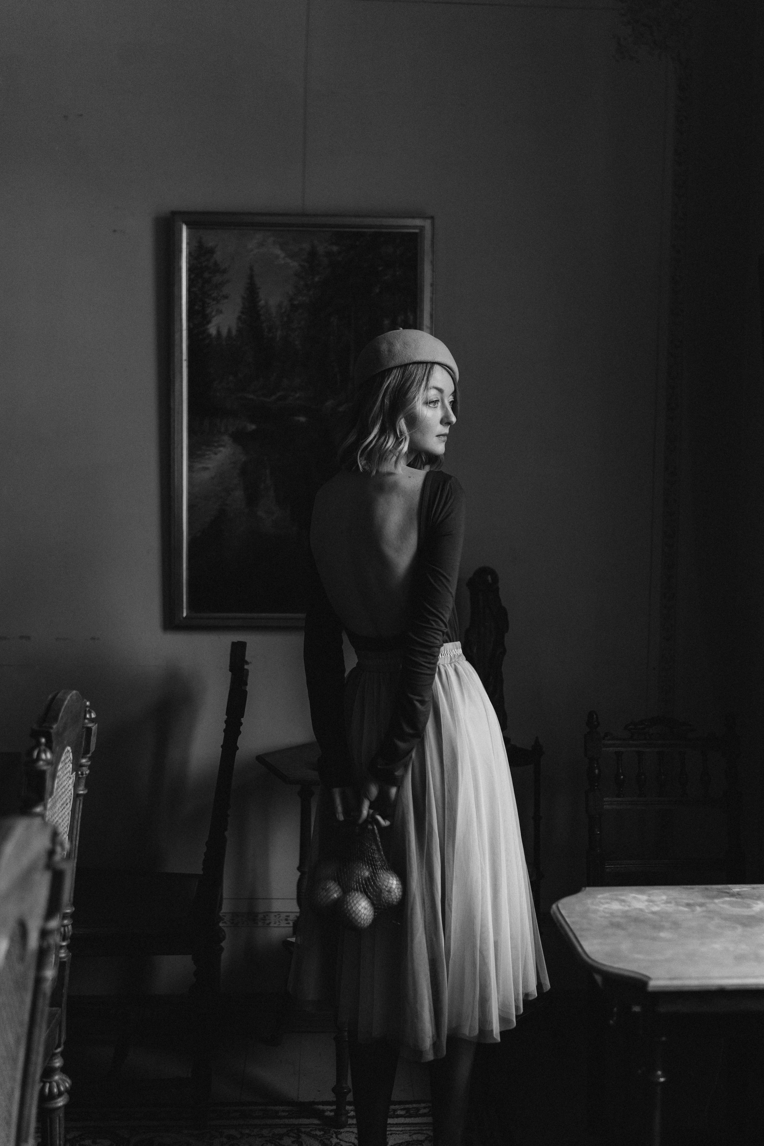 Woman phoshoot. Wedding and potrait photographer in Helsinki Vickan O