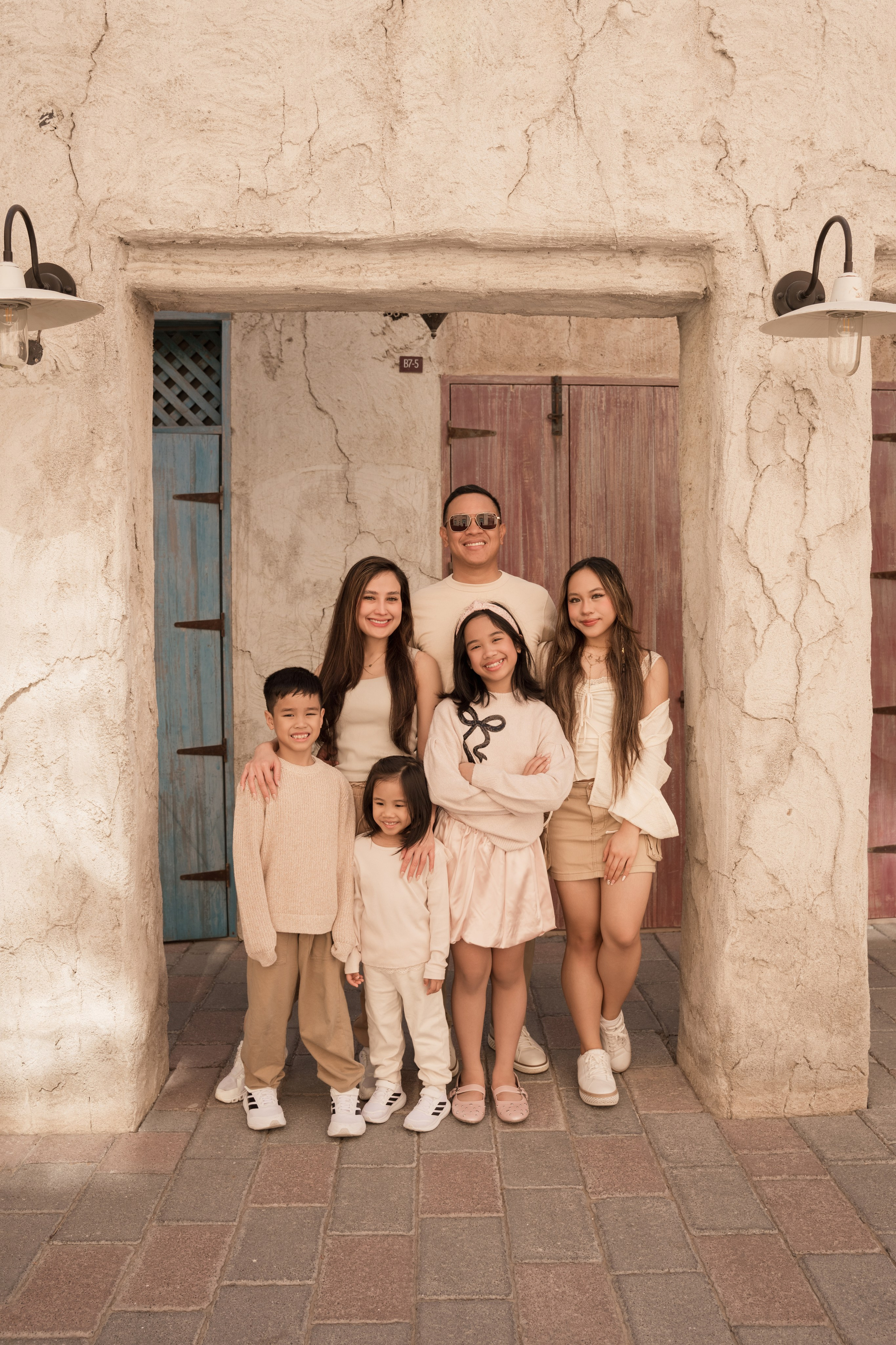 Happy 10 years in Old Town. Angela Iakovleva — Family Photographer in Dubai