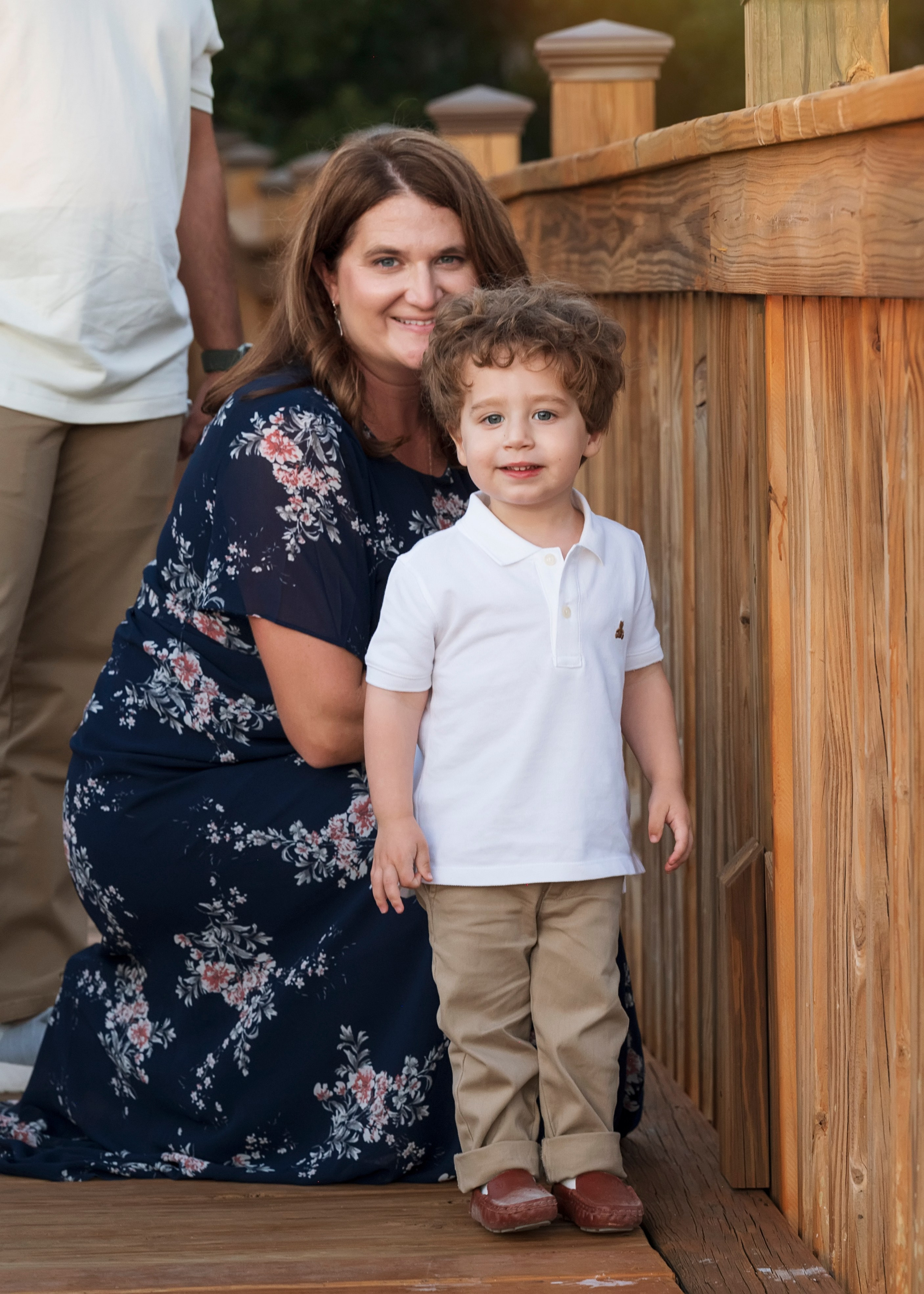 Family session outside. Portrait, kids and family photographer in Wesley Chapel Alina Alice Osipova