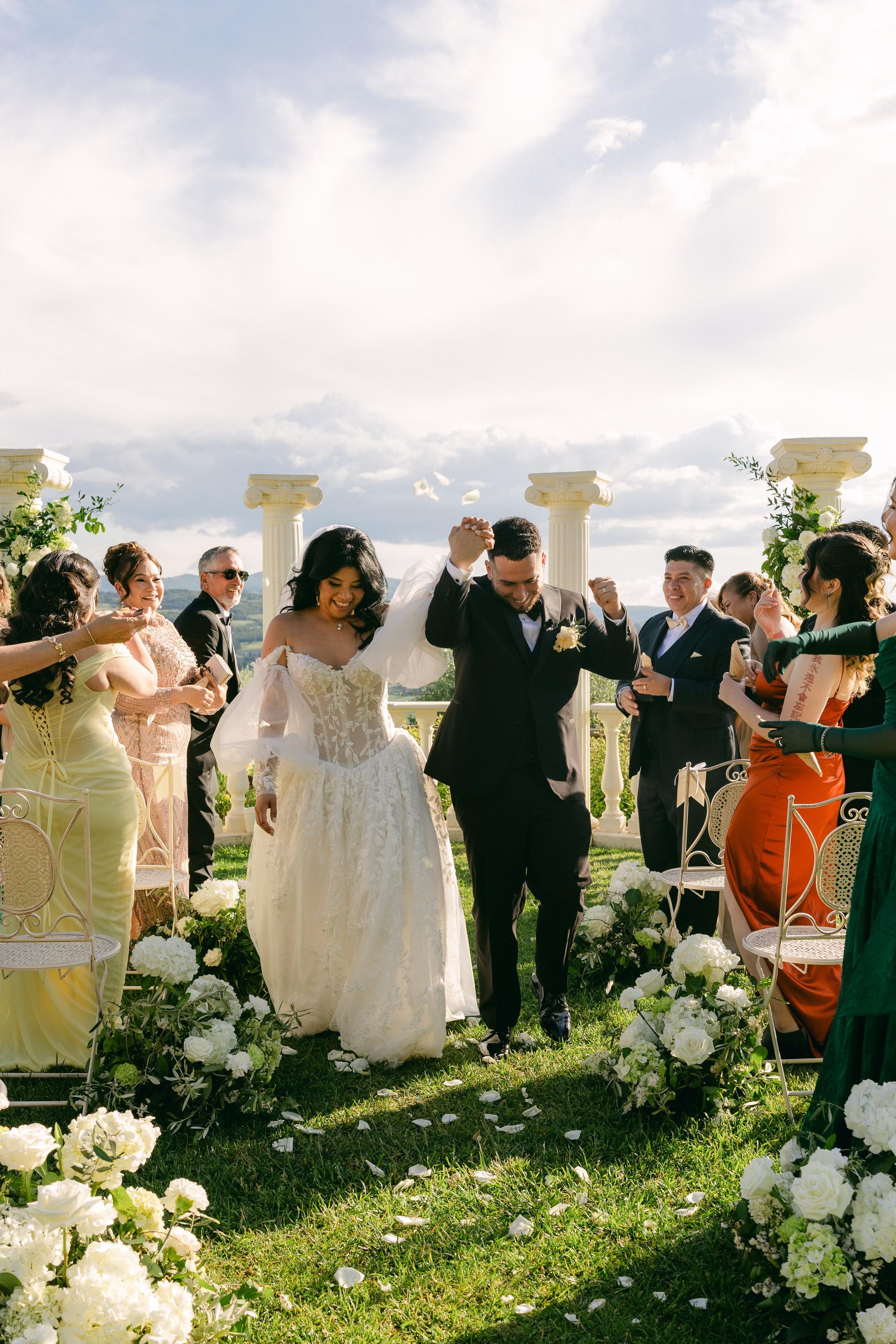 Elisa and John. Sara Luca Wedding Photographer in Italy and Europe
