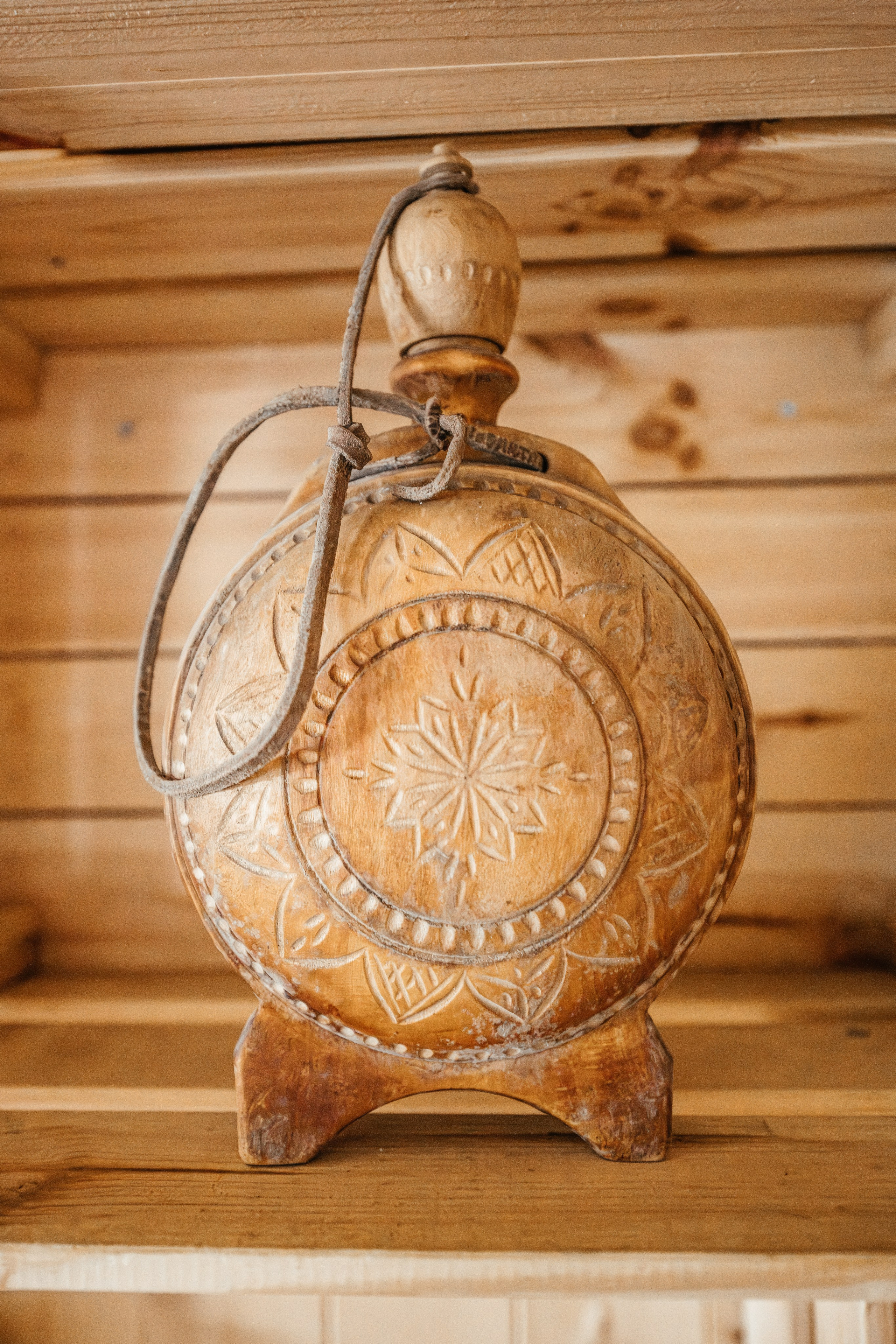 Rustico, VAL RESA, TICINO. Hallo! Ich bin Elena und arbeite als Immobilienfotografin