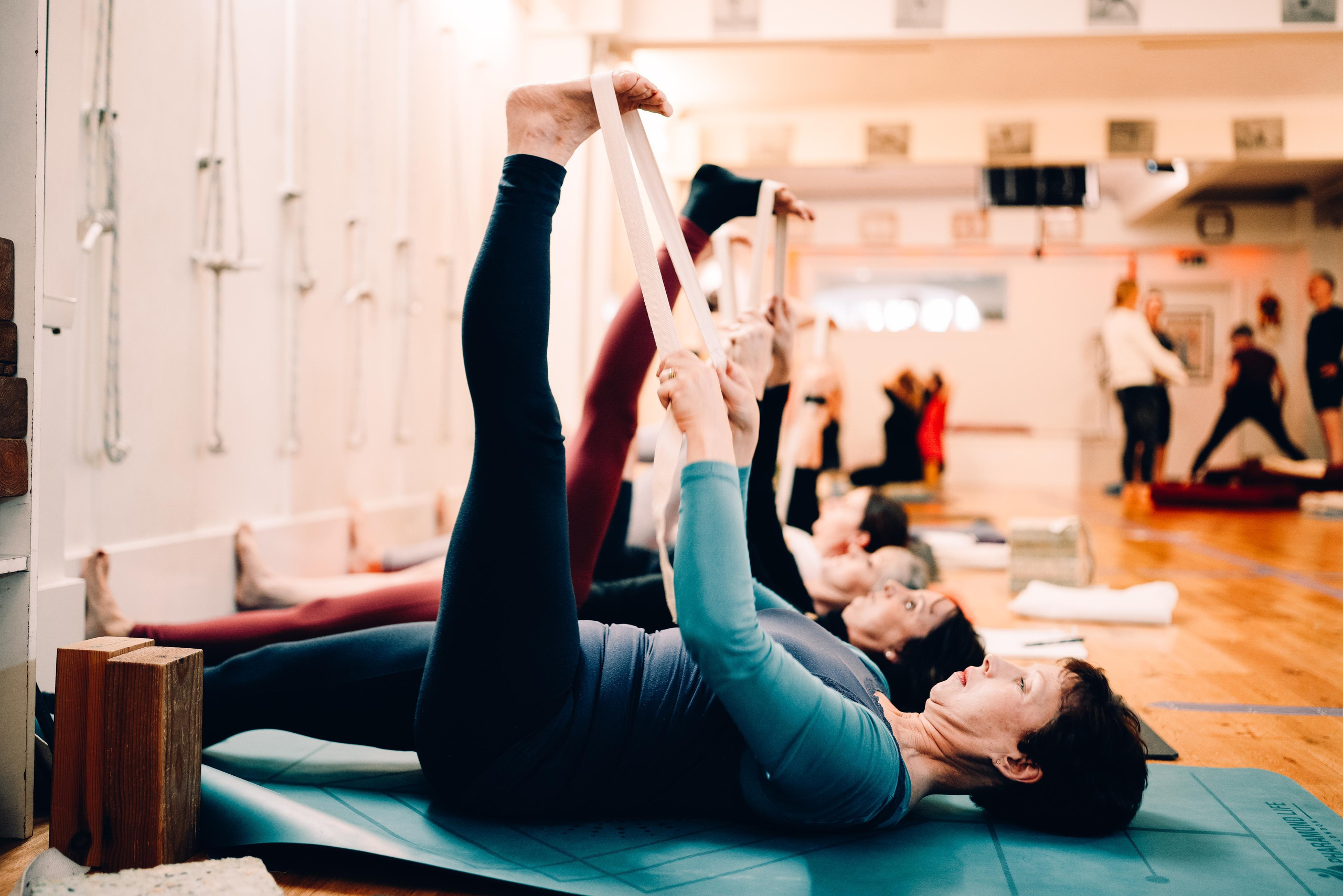 Iyengar Yoga workshop photo shoot in Birmingham by Irina Zoteeva. Creative Family, Brand, Boudoir and Wedding Photographer in Solihull & Birmingham Irina Zoteeva