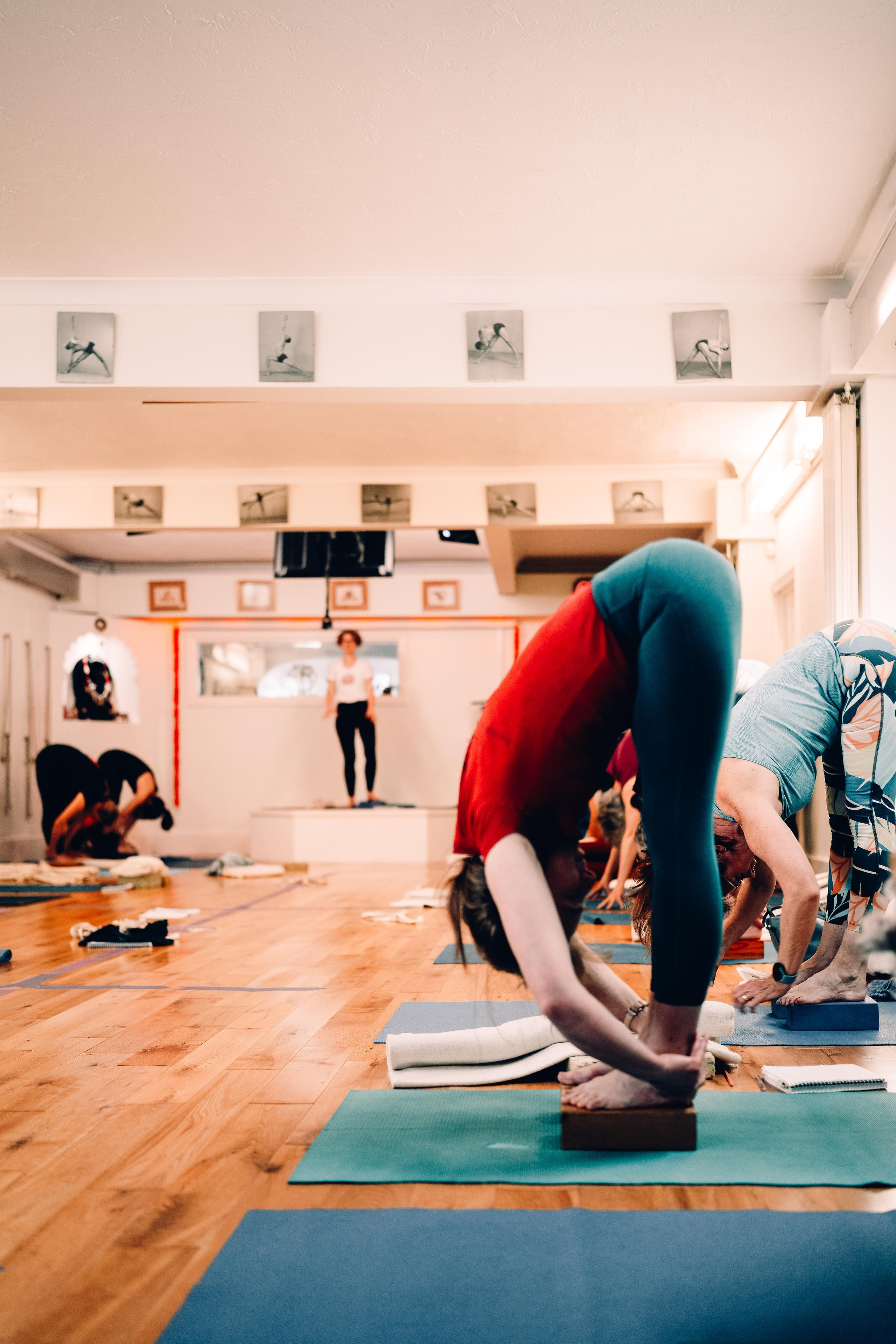 Iyengar Yoga workshop photo shoot in Birmingham by Irina Zoteeva. Creative Family, Brand, Boudoir and Wedding Photographer in Solihull & Birmingham Irina Zoteeva