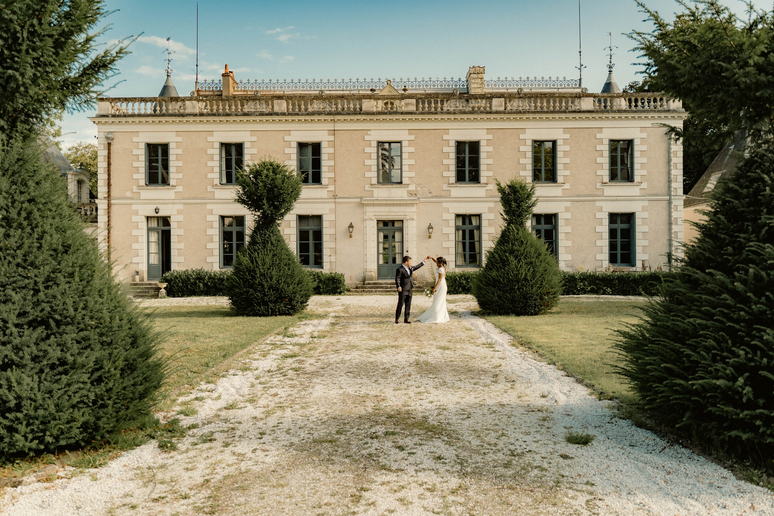 S & F. Weeding photographer / event / portrait