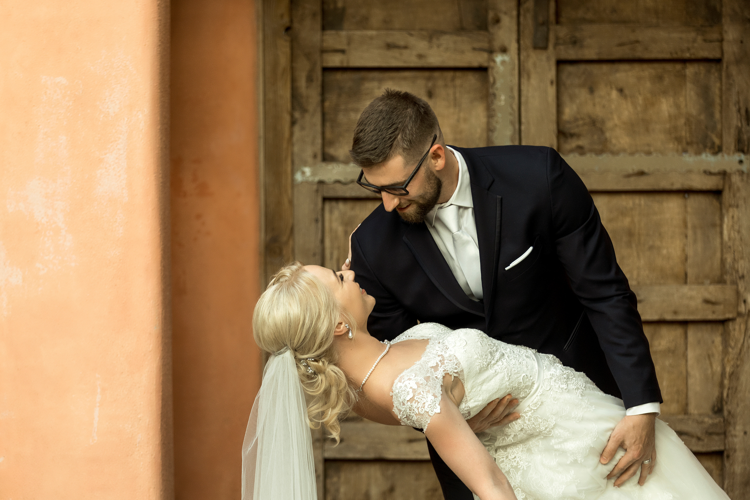 Valeria & Michael. Anastasia Post: Wedding and Editorial Photography