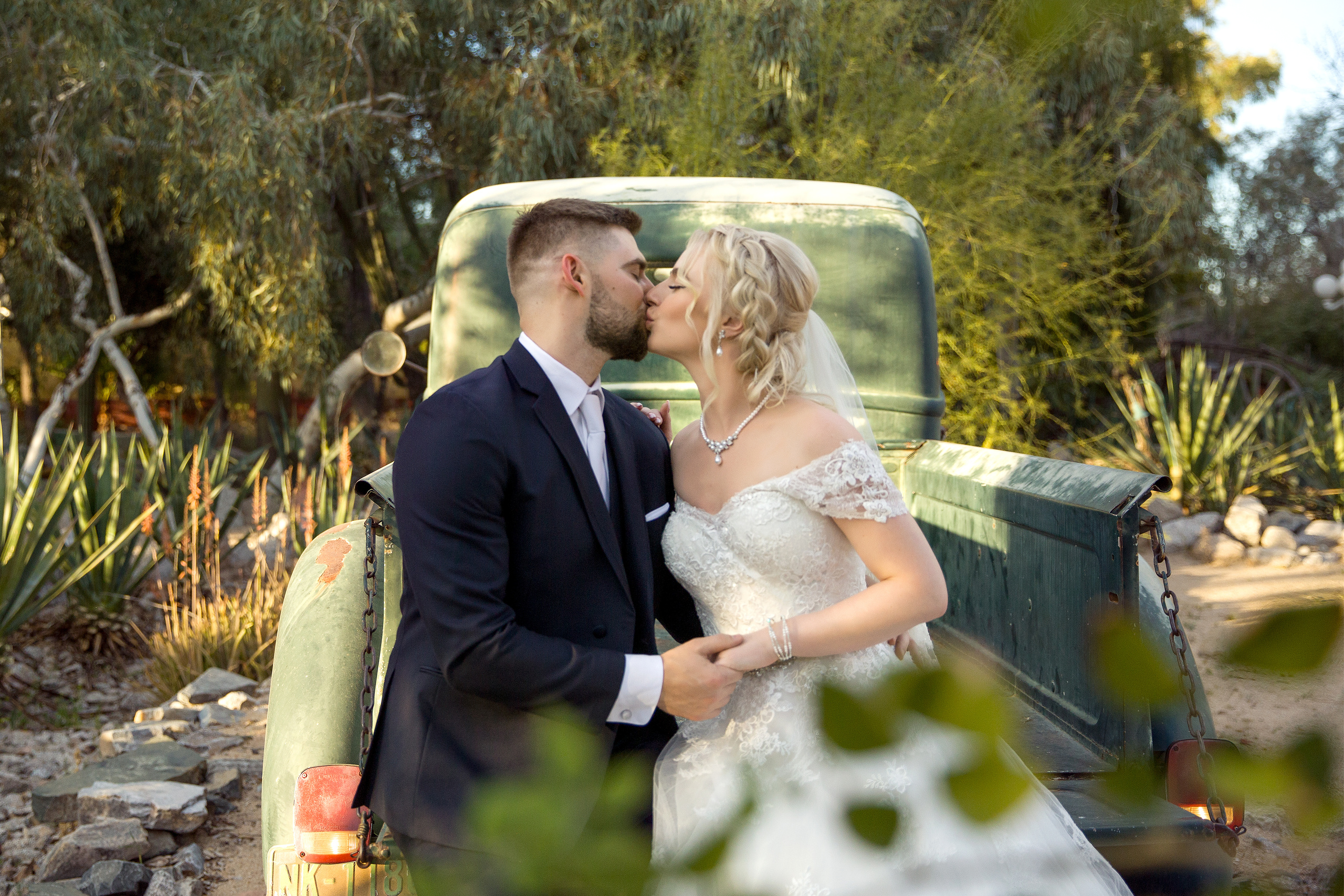 Valeria & Michael. Anastasia Post: Wedding and Editorial Photography