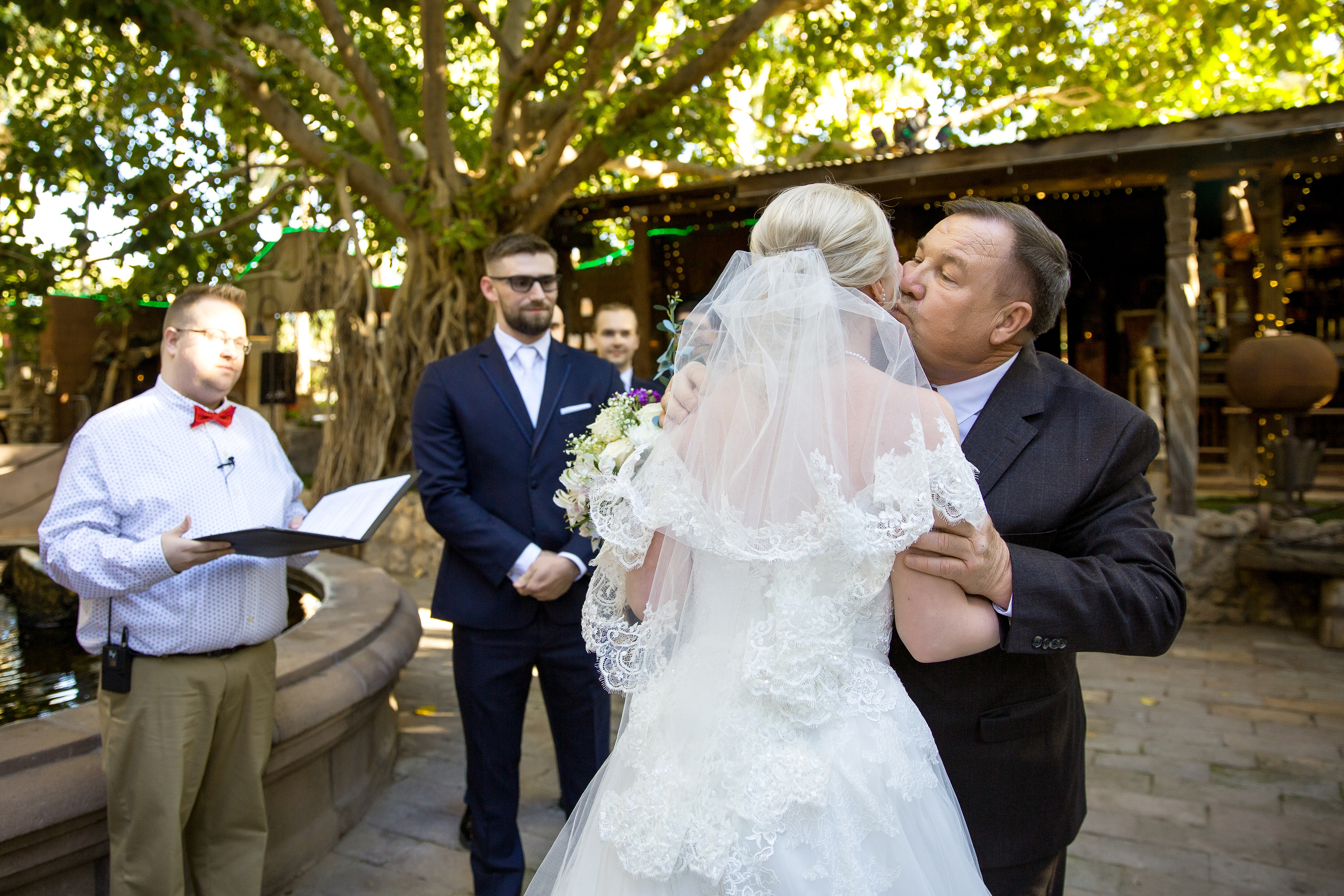 Valeria & Michael. Anastasia Post: Wedding and Editorial Photography