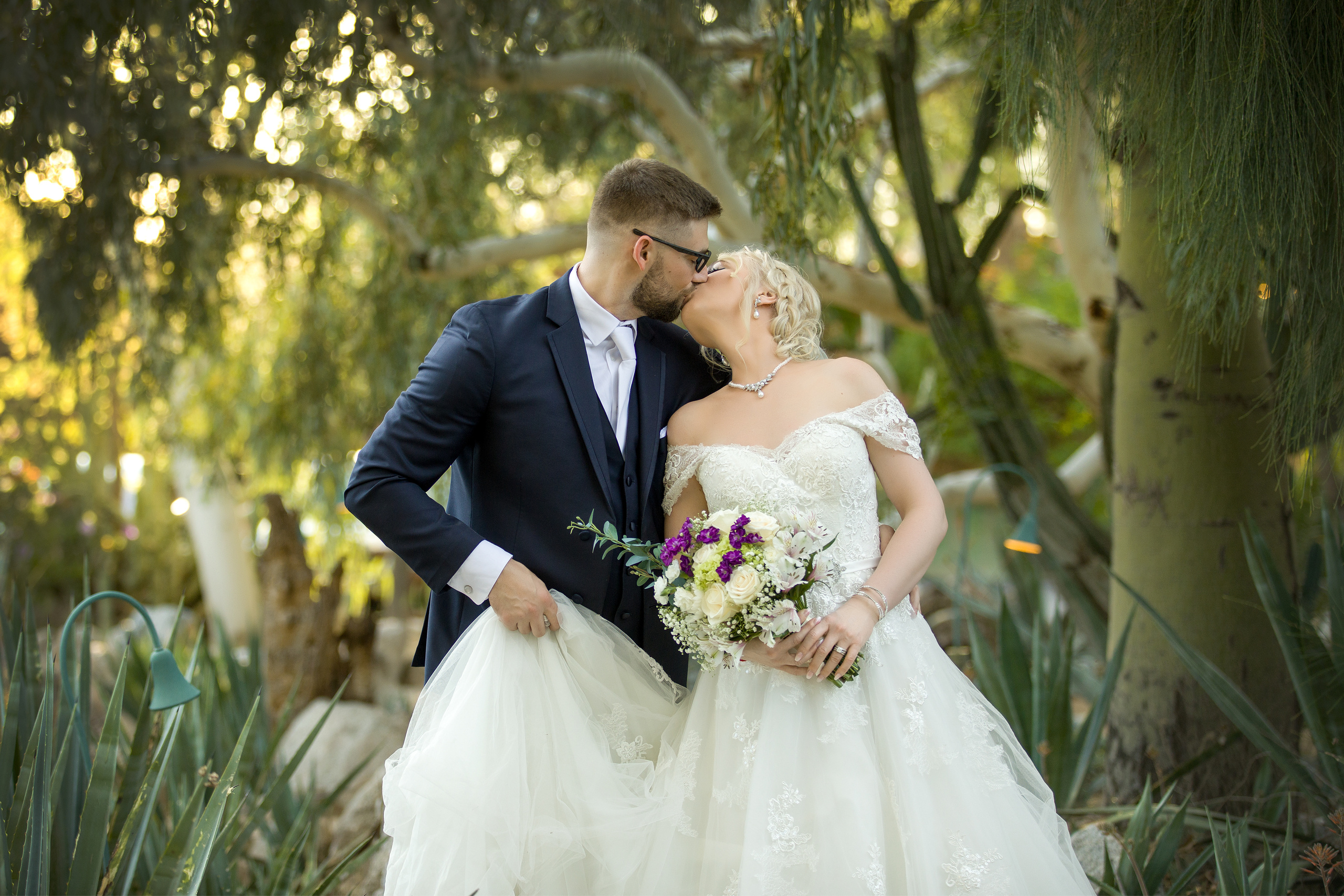 Valeria & Michael. Anastasia Post: Wedding and Editorial Photography
