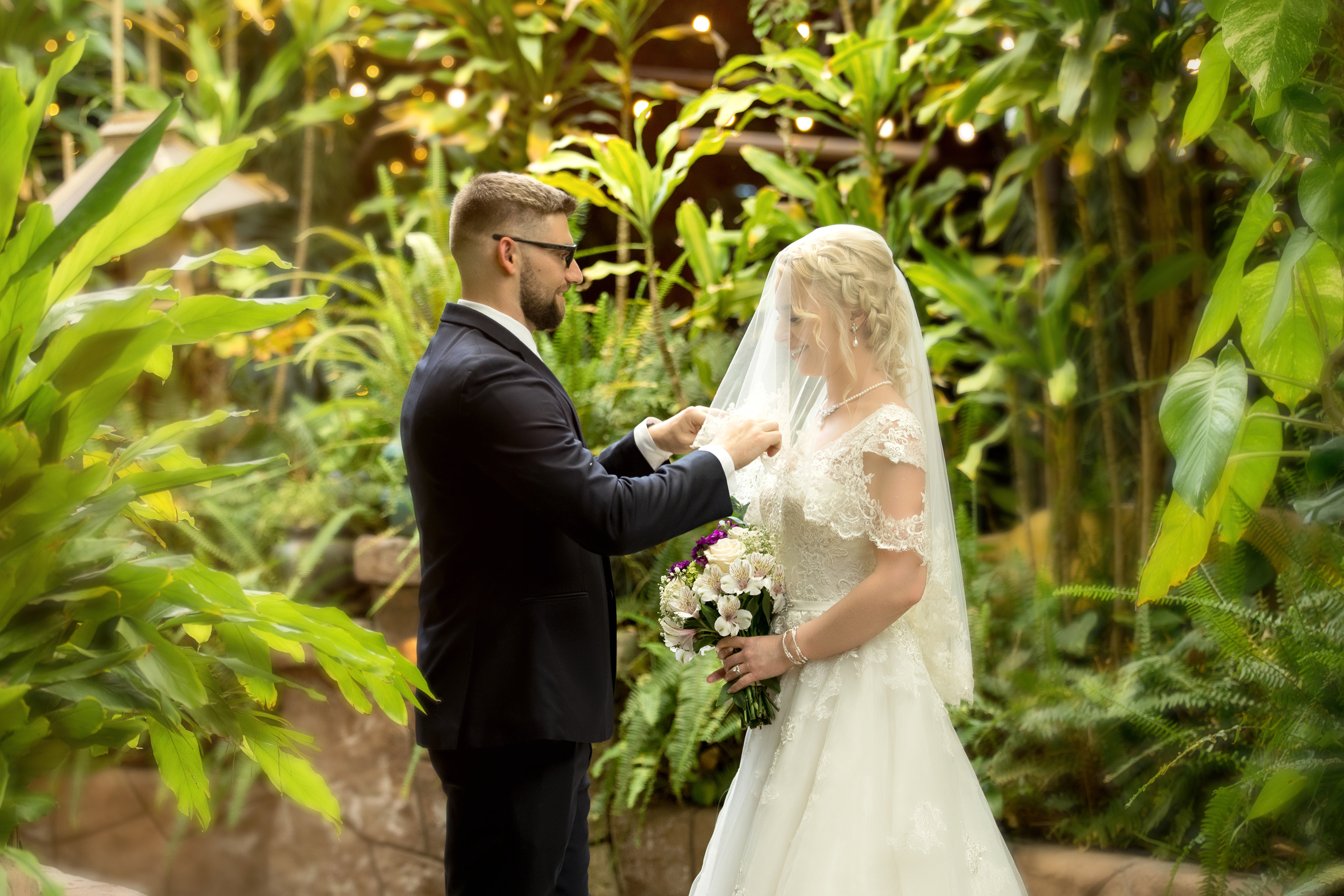 Valeria & Michael. Anastasia Post: Wedding and Editorial Photography