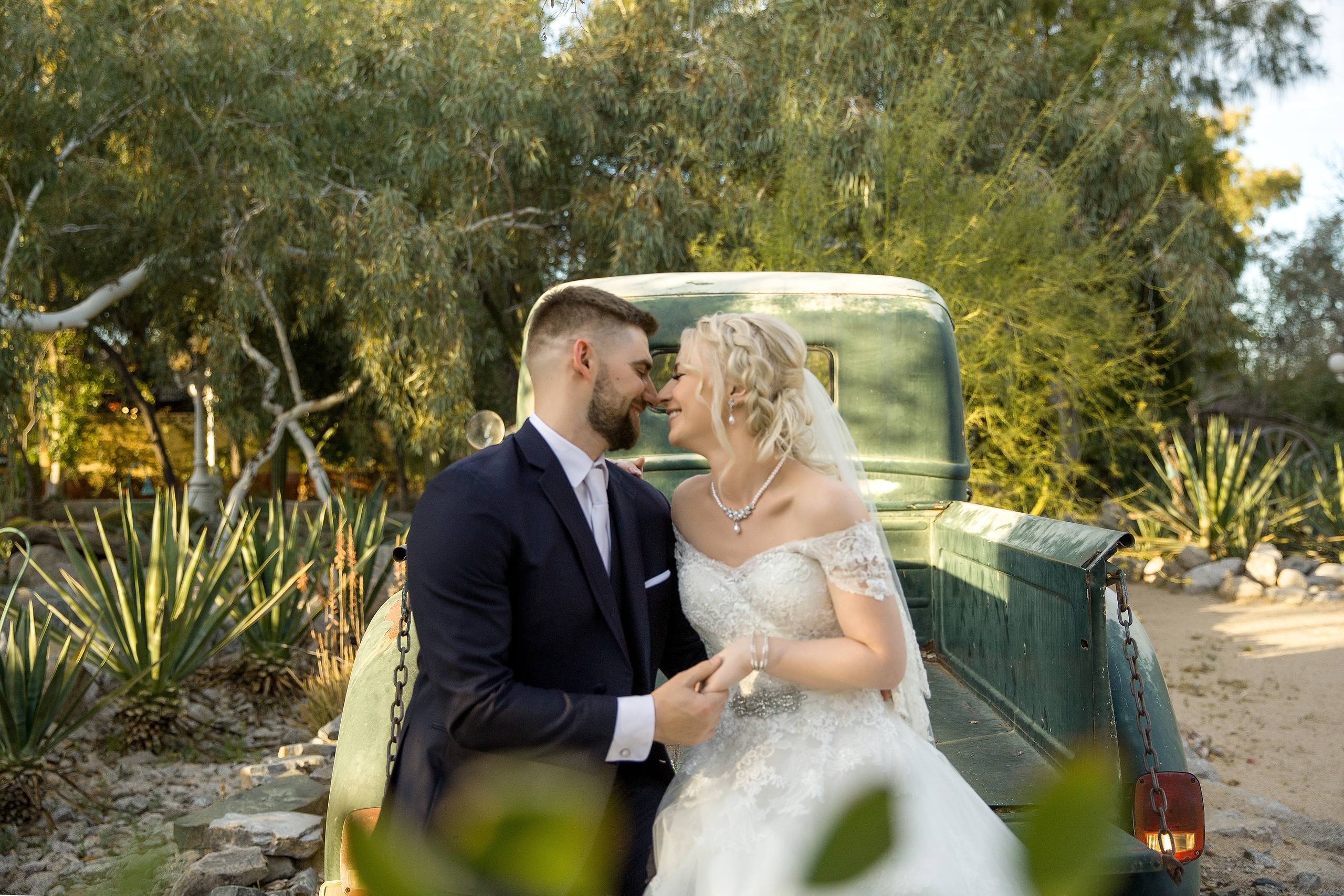 Valeria & Michael. Anastasia Post: Wedding and Editorial Photography