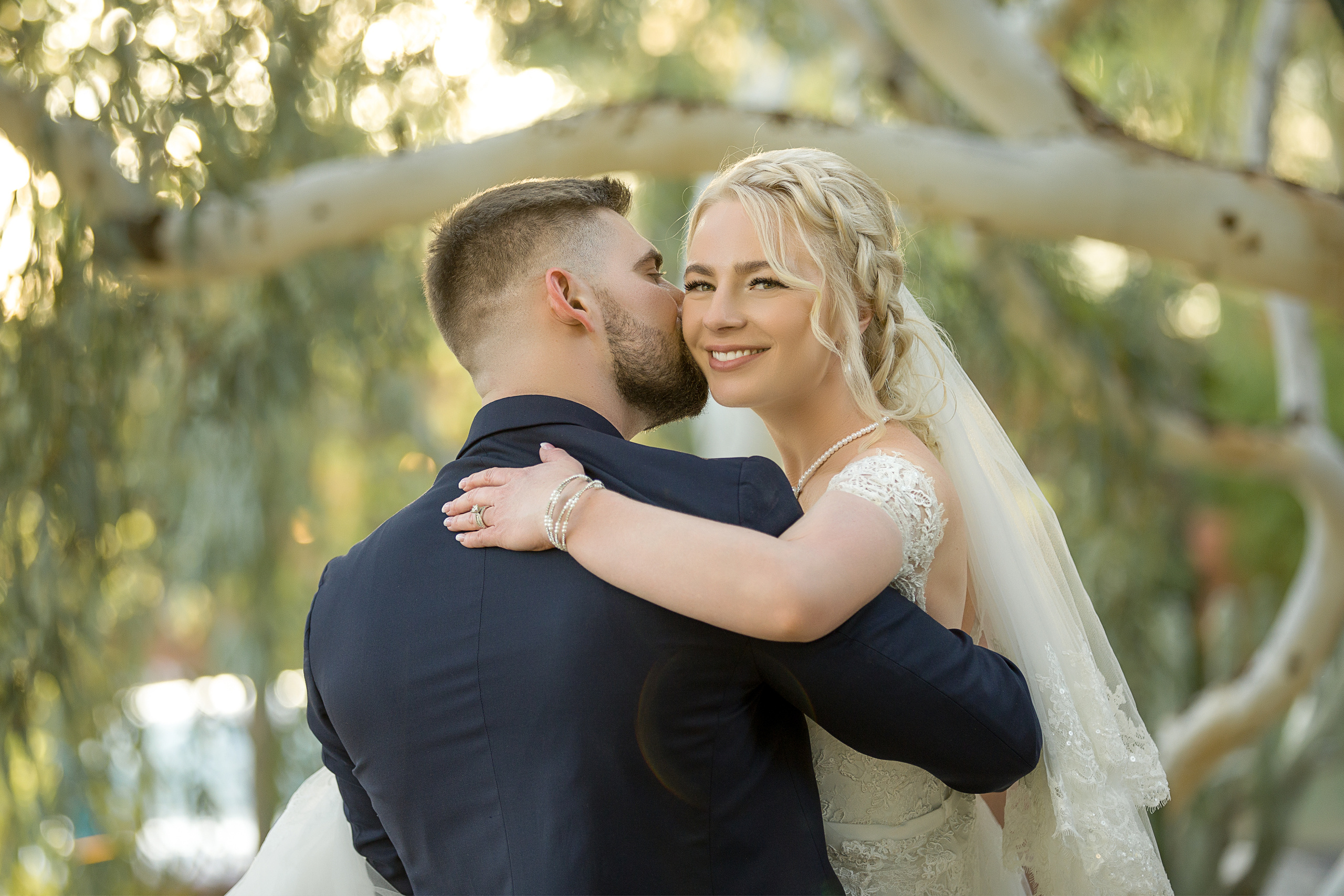 Valeria & Michael. Anastasia Post: Wedding and Editorial Photography