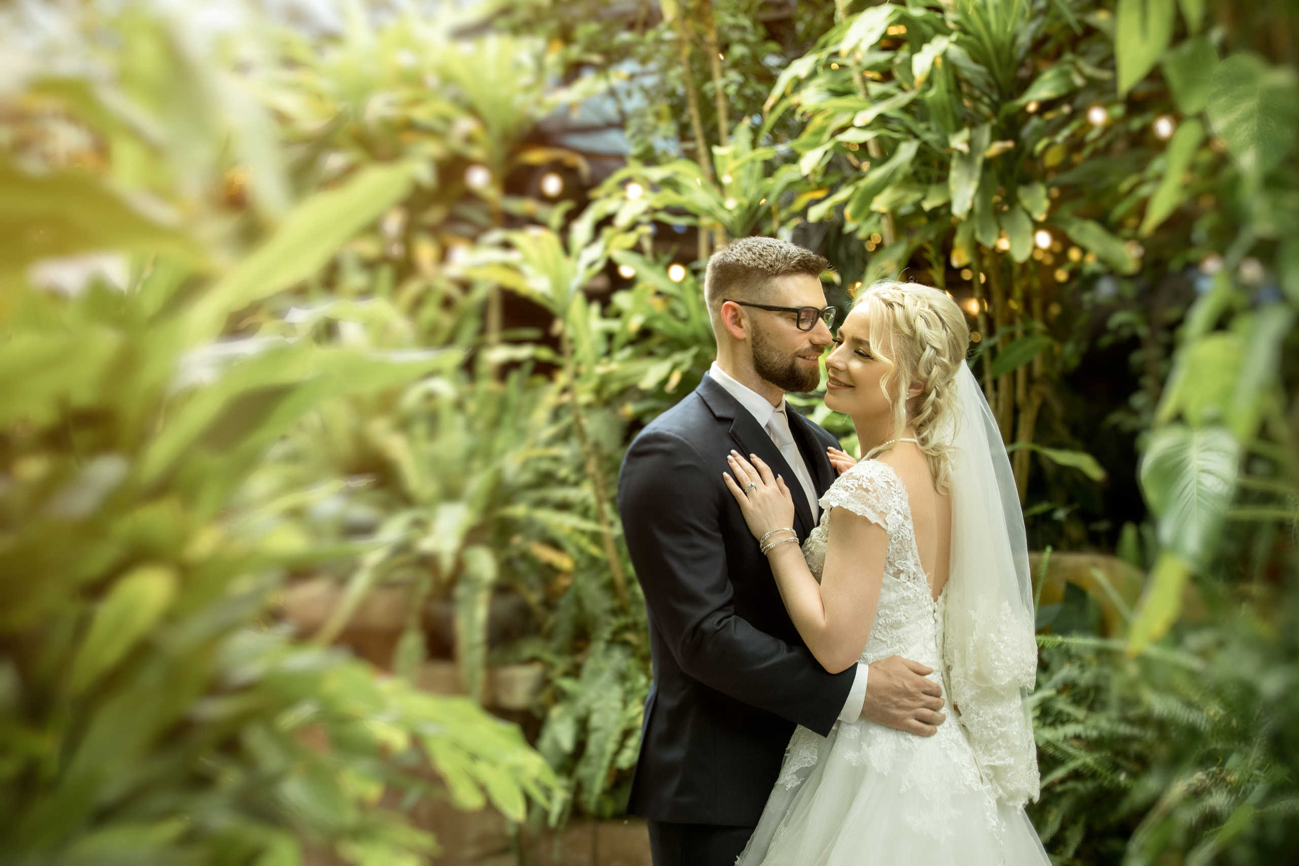 Valeria & Michael. Anastasia Post: Wedding and Editorial Photography