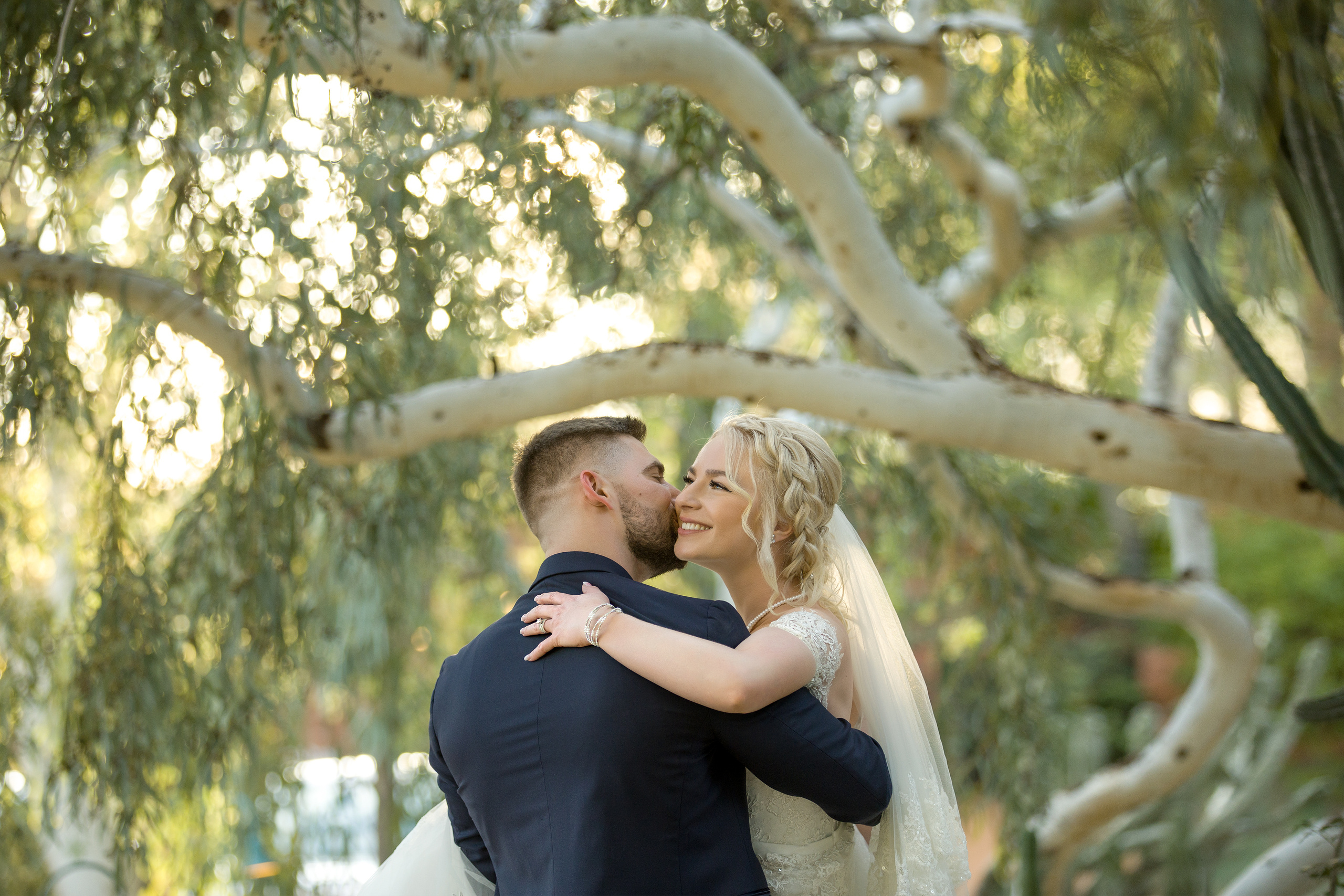 Valeria & Michael. Anastasia Post: Wedding and Editorial Photography