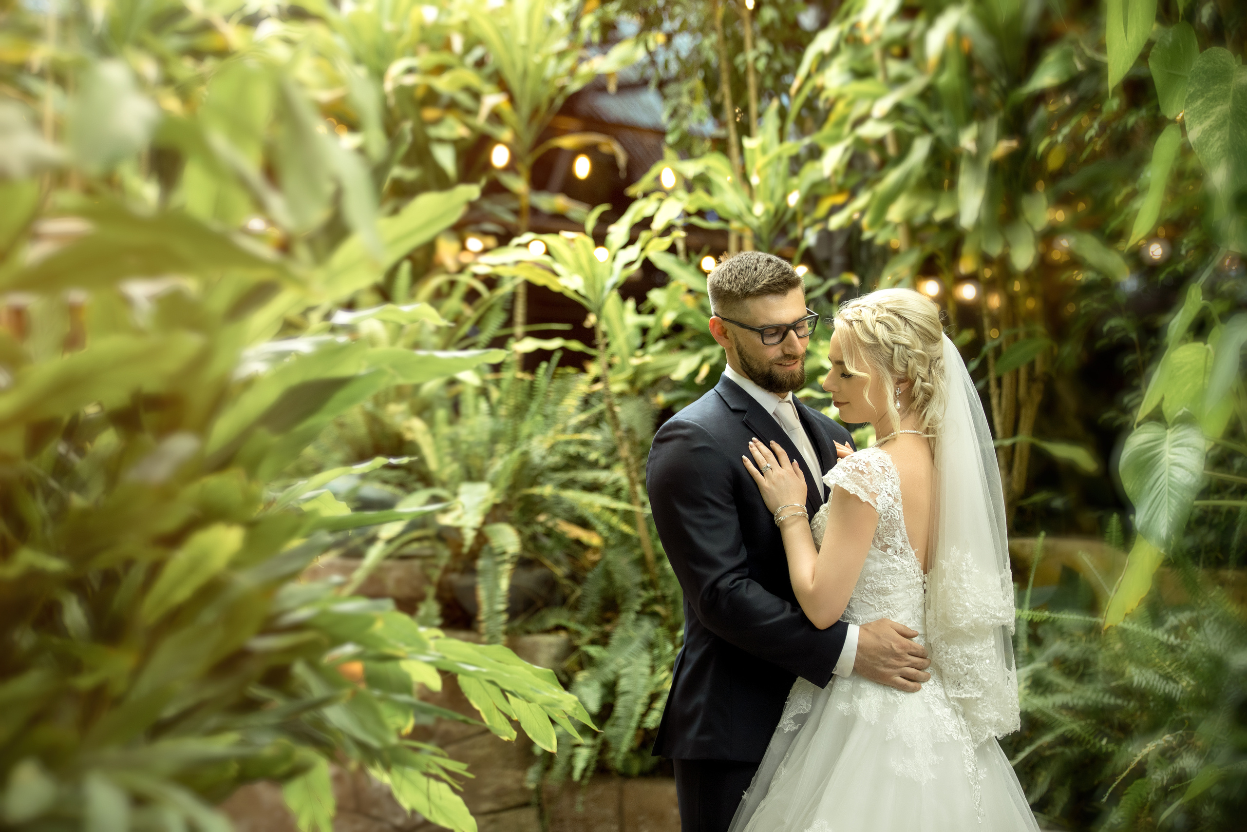 Valeria & Michael. Anastasia Post: Wedding and Editorial Photography