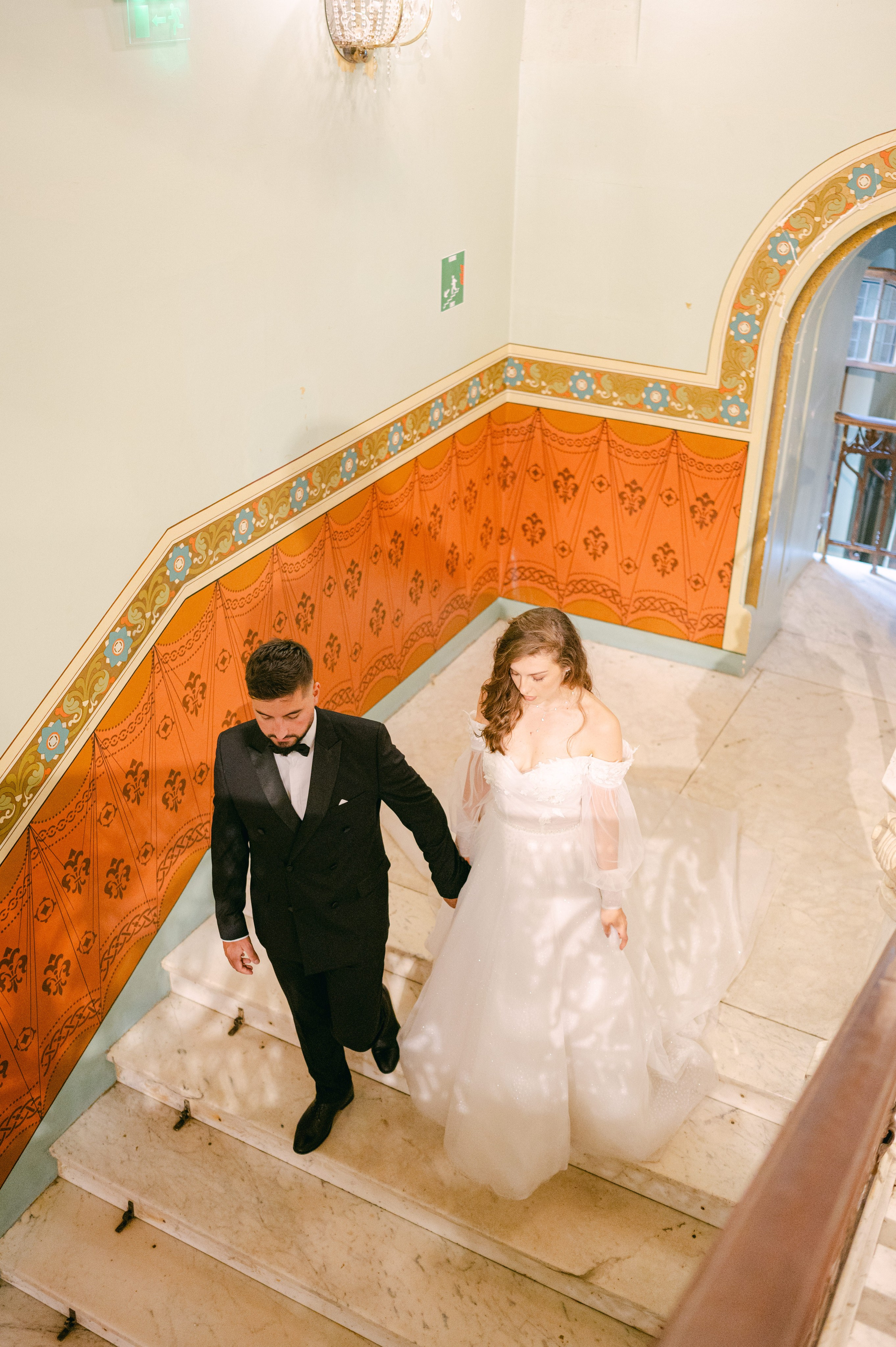 Sedinta foto trash the dress la castelul Cantacuzino