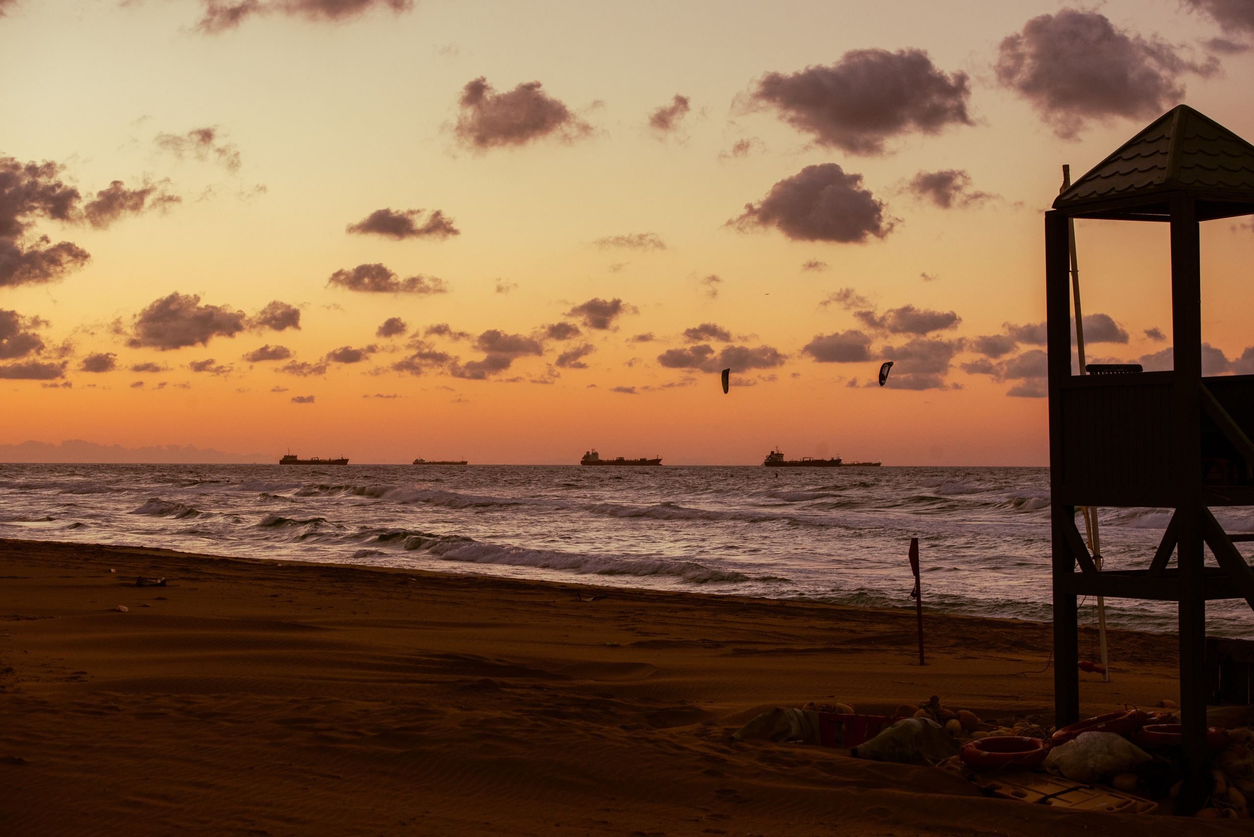 Kilyos — Wind, Sand & Firelight. JourneyUP Visuals