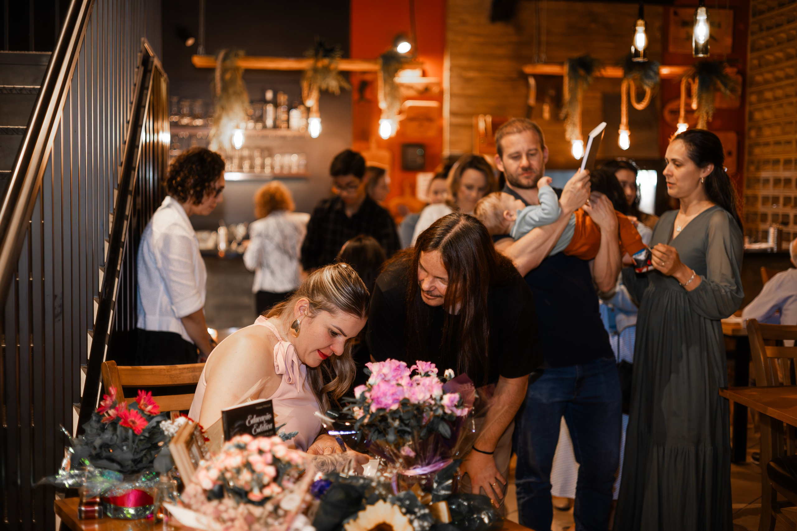 Lançamento de Livro Vivi Princival