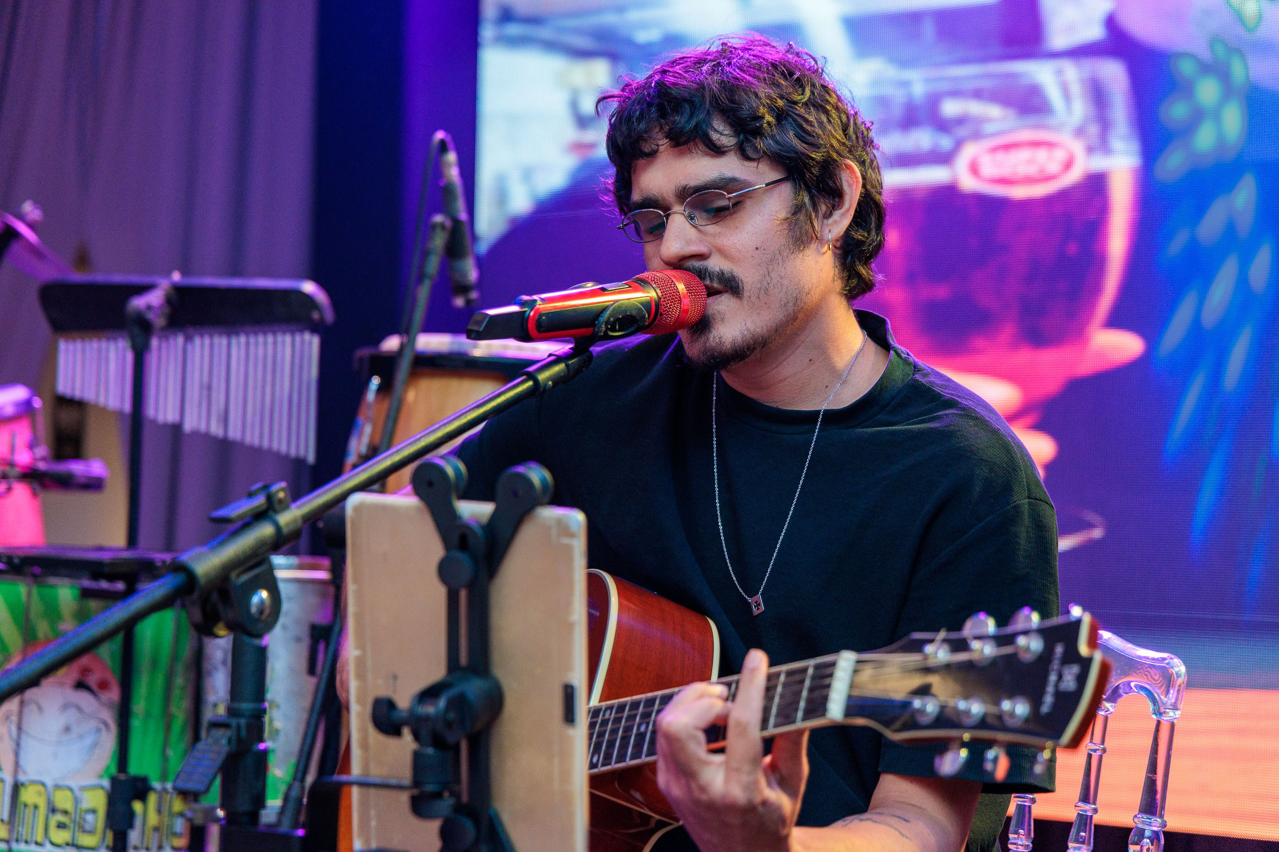 Festa de aniversário adulto, com show ao vivo em ambiente perfeito para festas