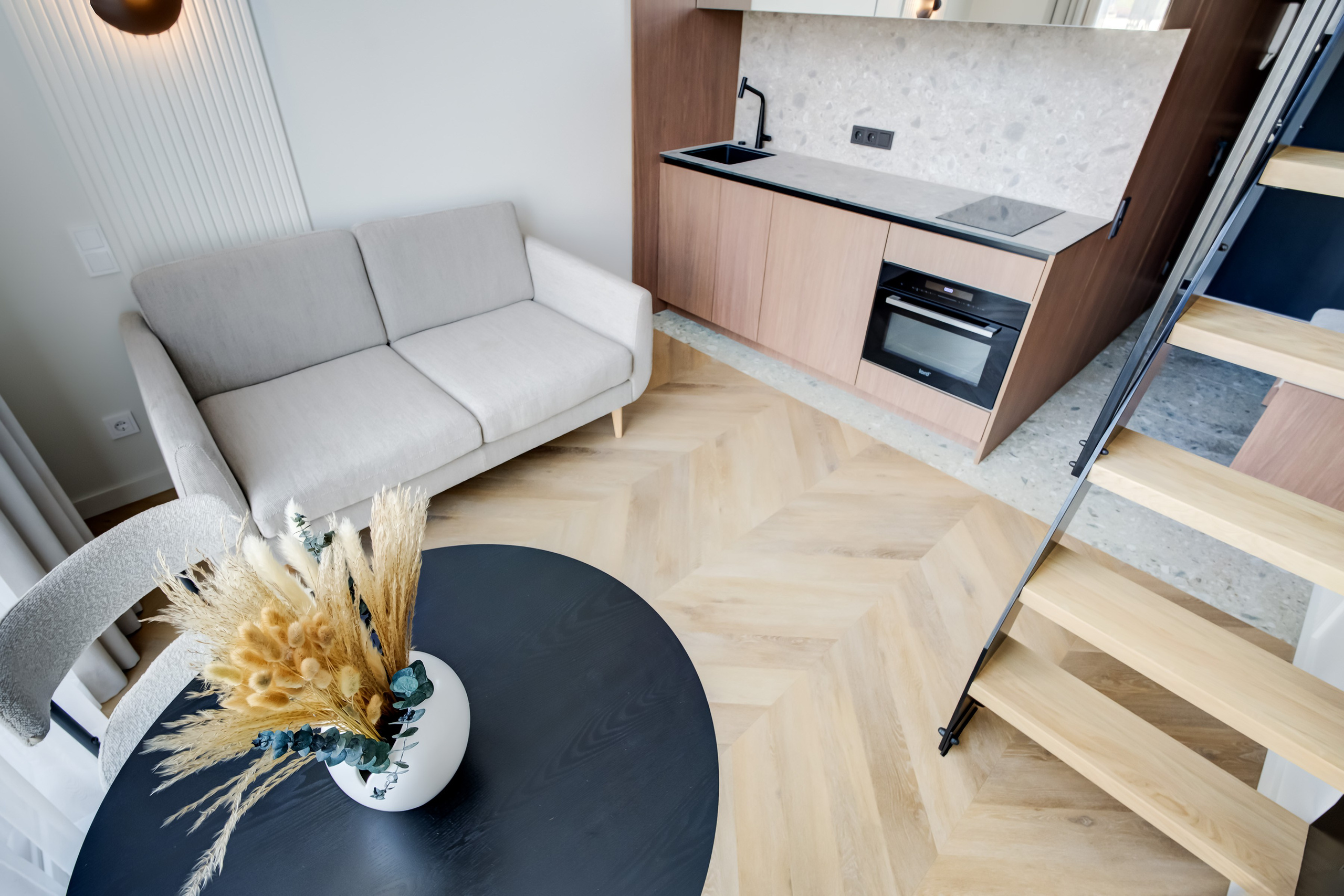 Kauno 32a loftas. Elina Sapiega fotografė Vilniuje