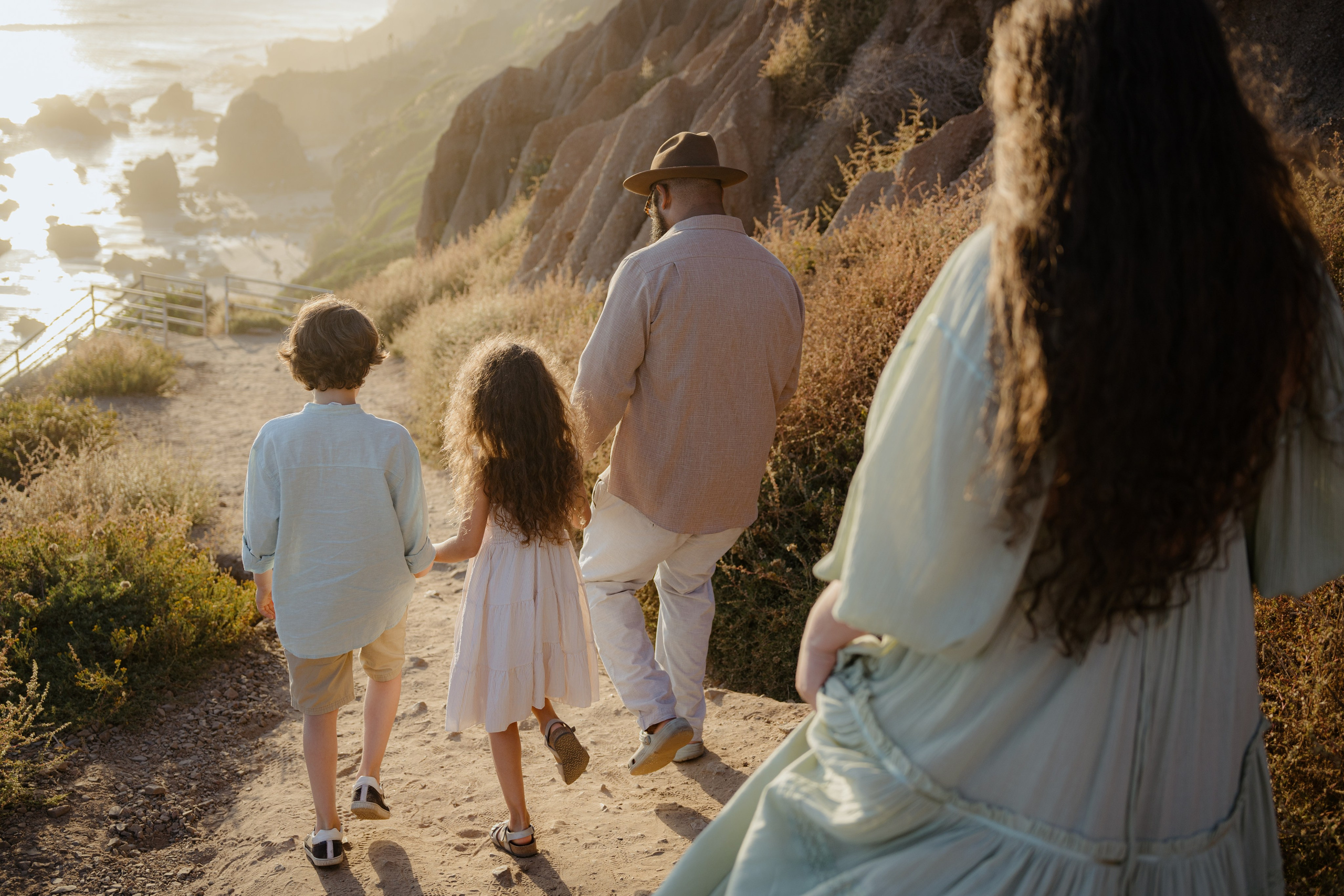Family photoshoot. Orange County Wedding Photographer & Videographer | Candid & Timeless Wedding Photo + Video | Italiantsev
