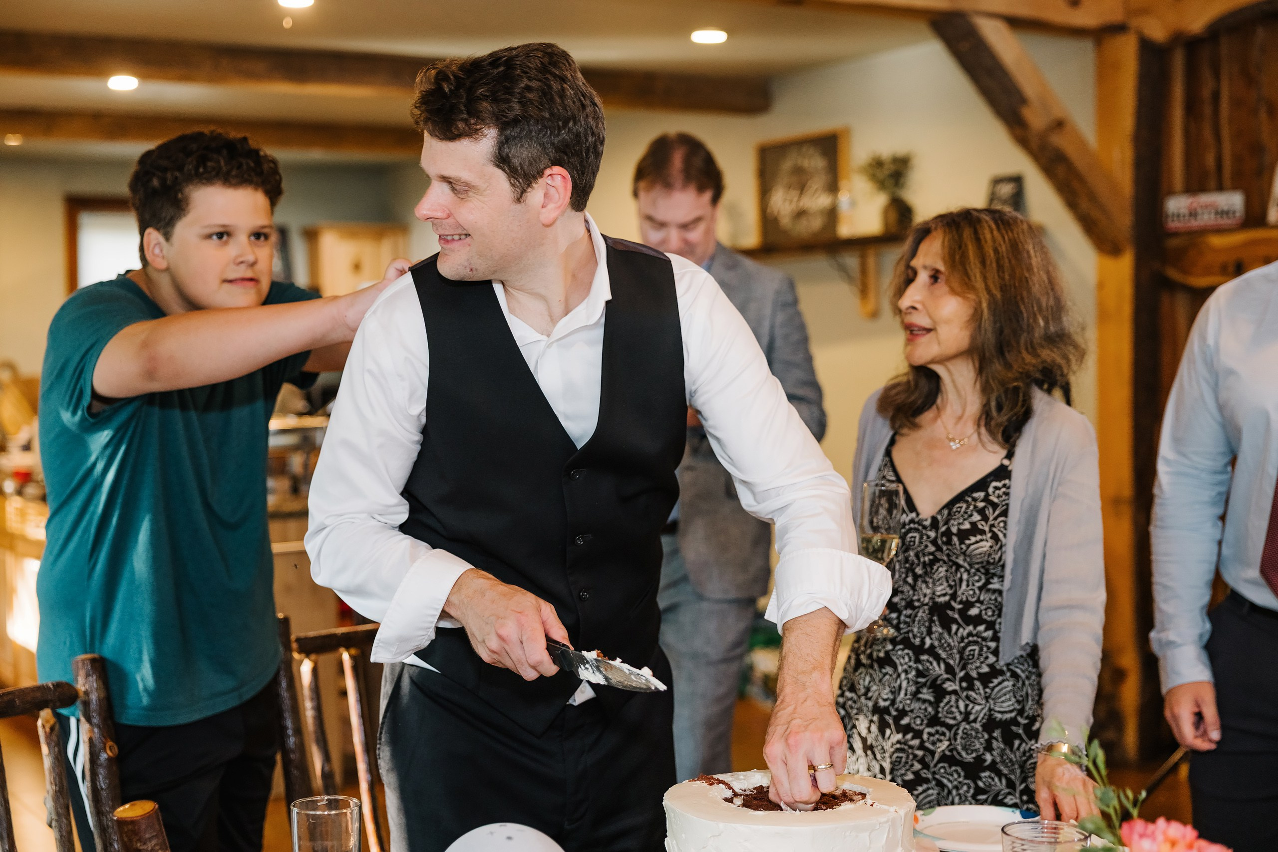 07.12.2025 Wedding. Wedding family event photographer in Chicago Nick Yushevich