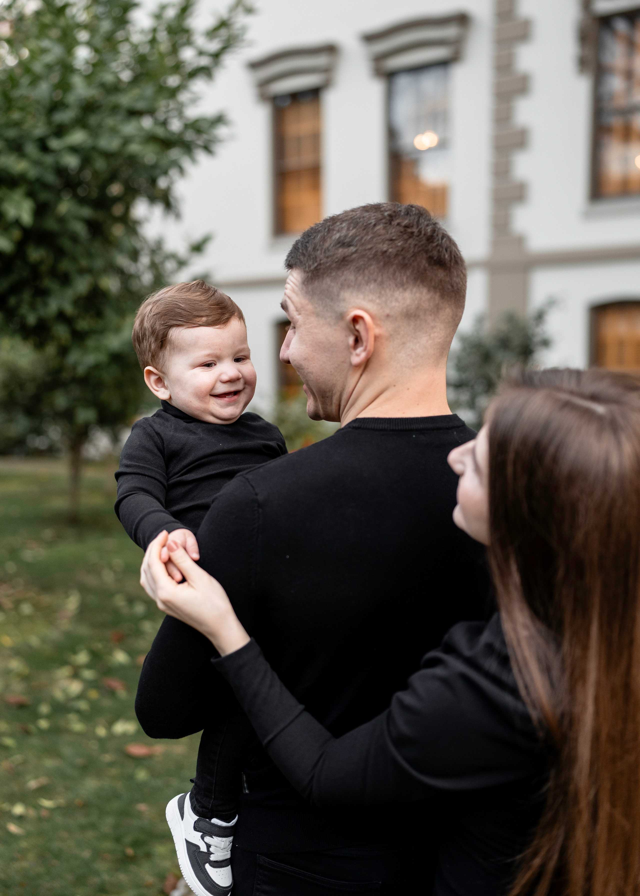 Artem, Nadia & Elisha. Family photographer in Sacramento | Sofia Pavenko