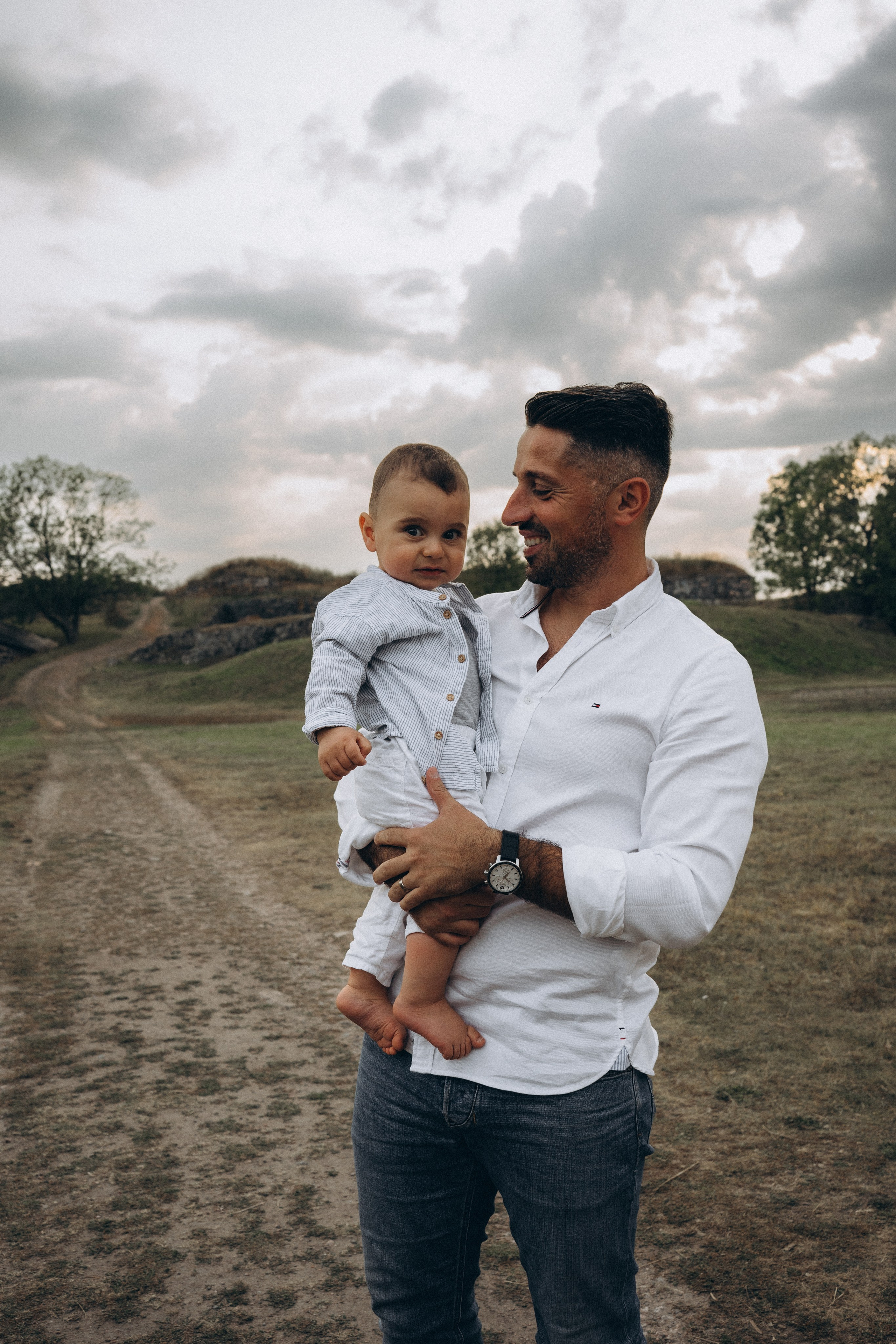 Summer. Wedding and potrait photographer in Helsinki Vickan O