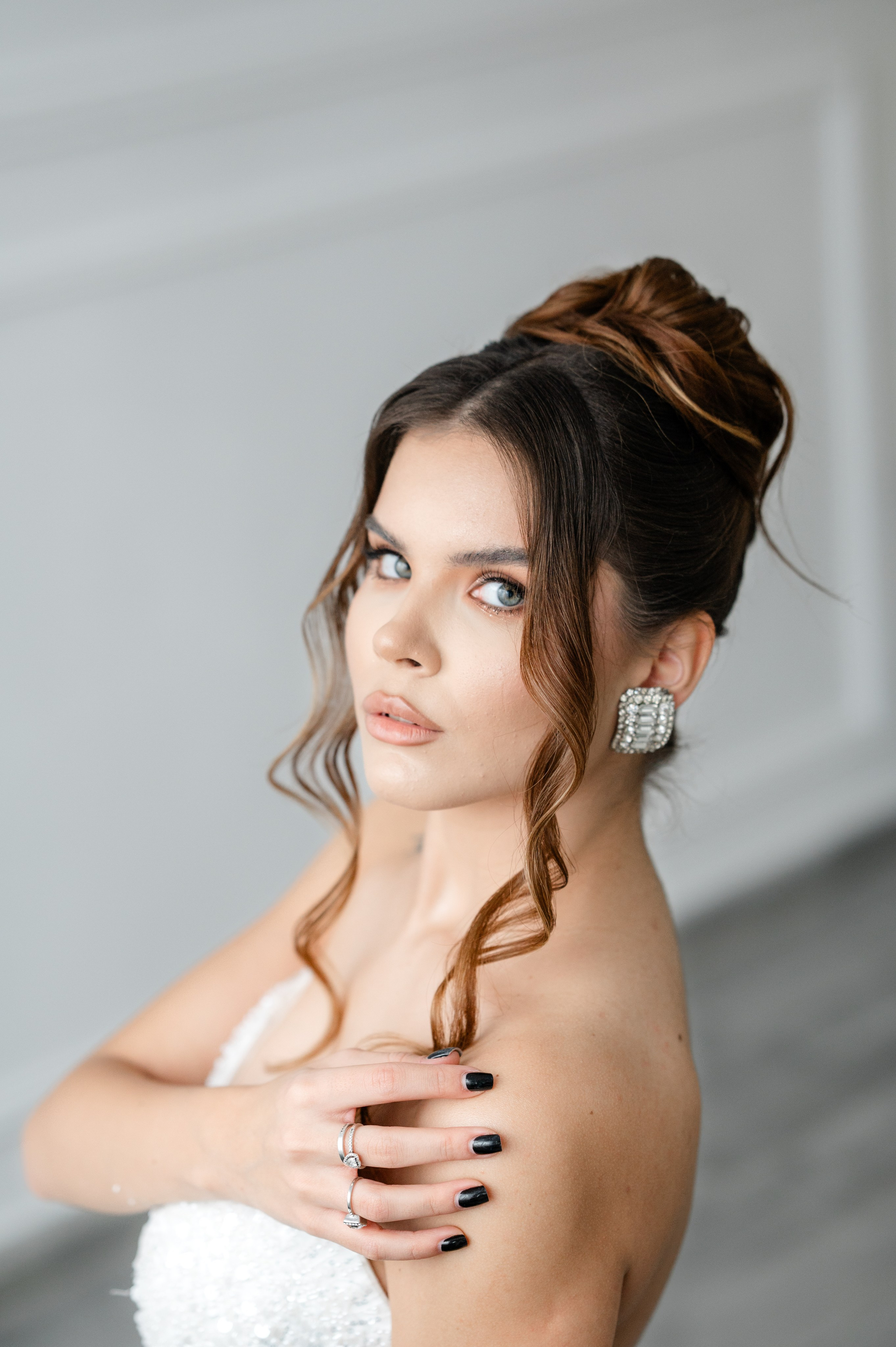 Vogue bride. Alexandra Hanu Photographer