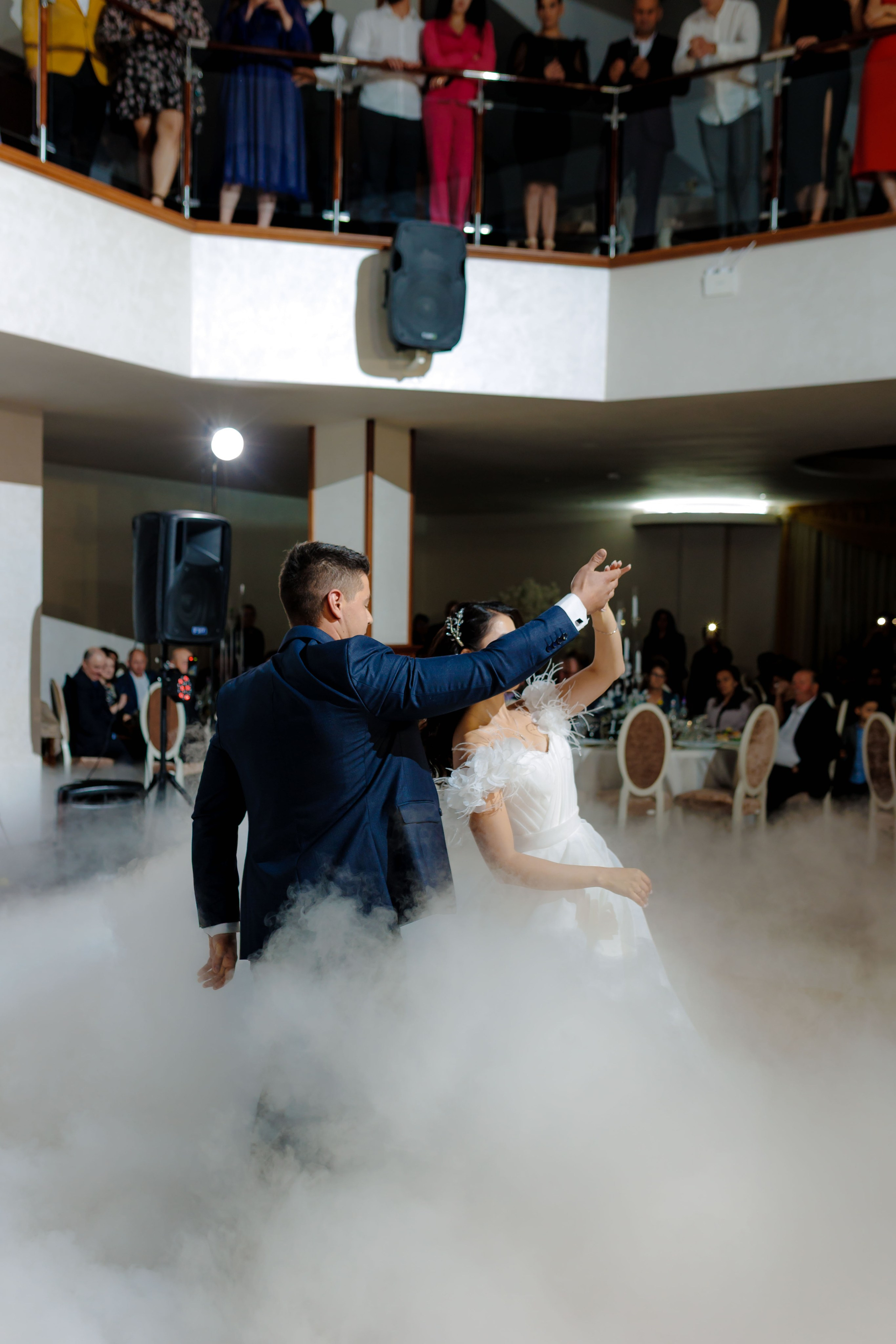 Loredana & Emilian – Ziua Nunții | Videografie - fotografie Botez Suceava, Iași, Botoșani. Servicii foto-video profesionale, pentru momente de neuitat
