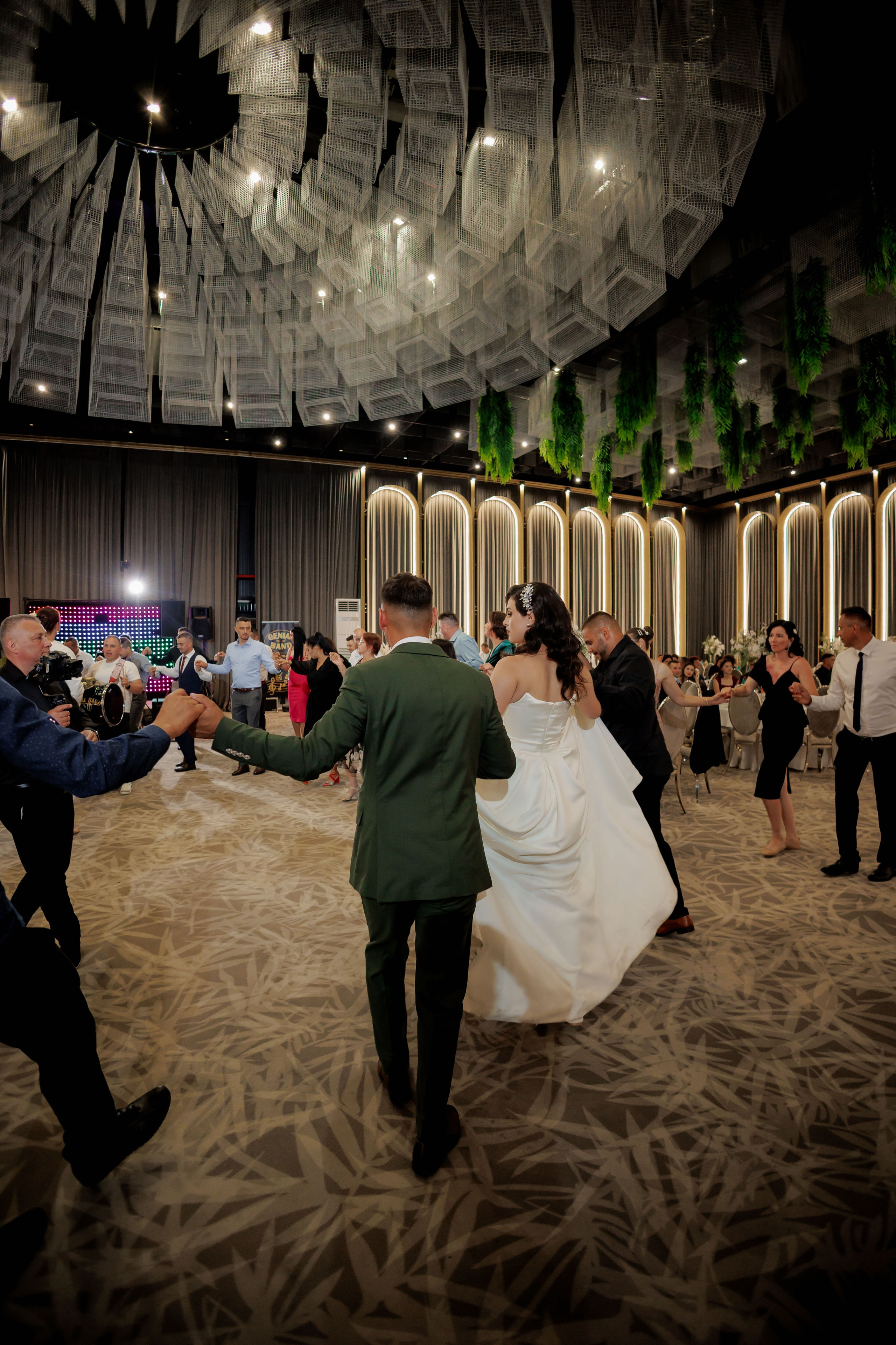 Nunta Nicoleta & Răzvan | Fotografie & Videografie Profesională. Servicii foto-video profesionale, pentru momente de neuitat