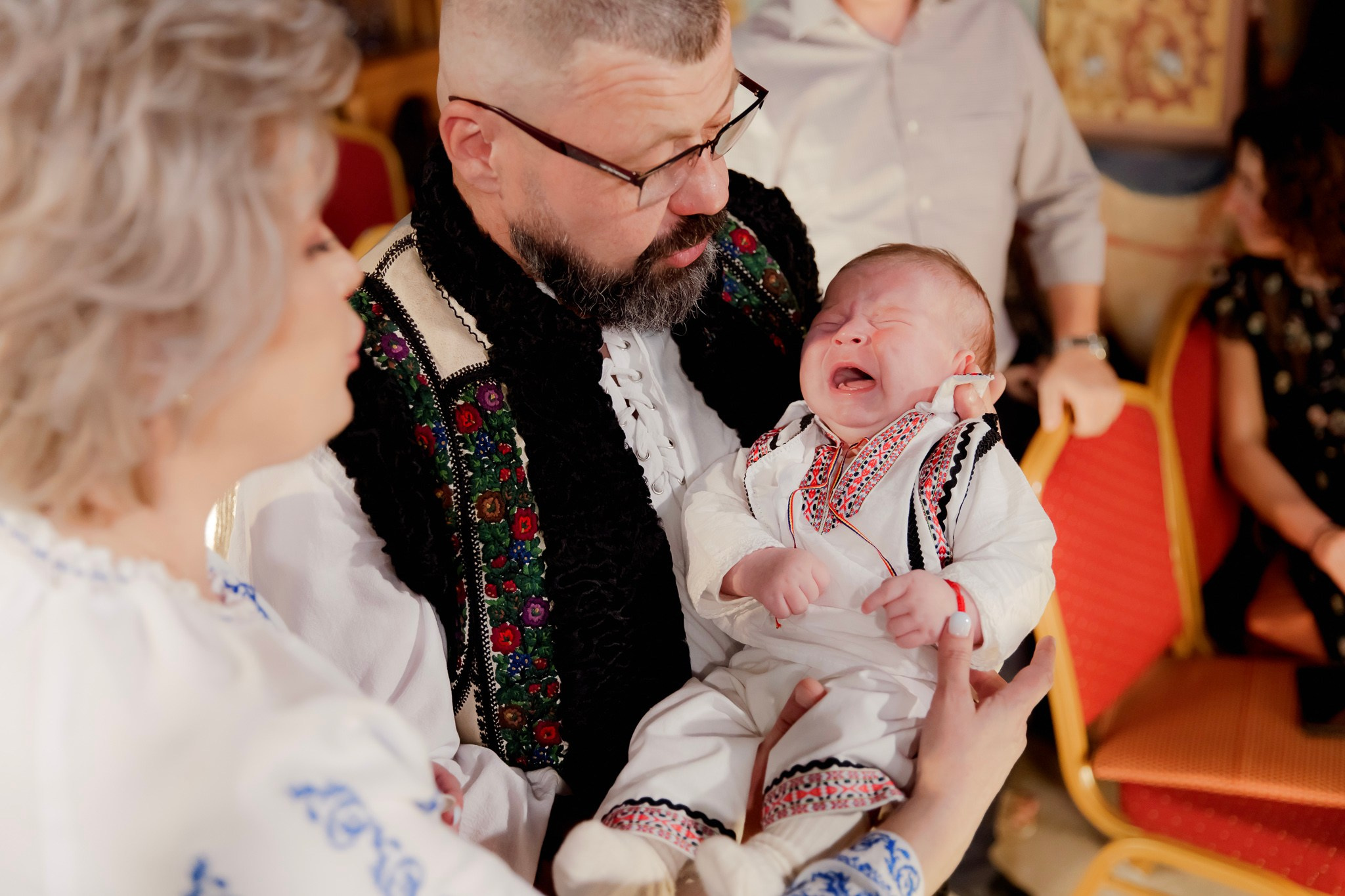 Mihai & Oana. Servicii foto-video profesionale, pentru momente de neuitat