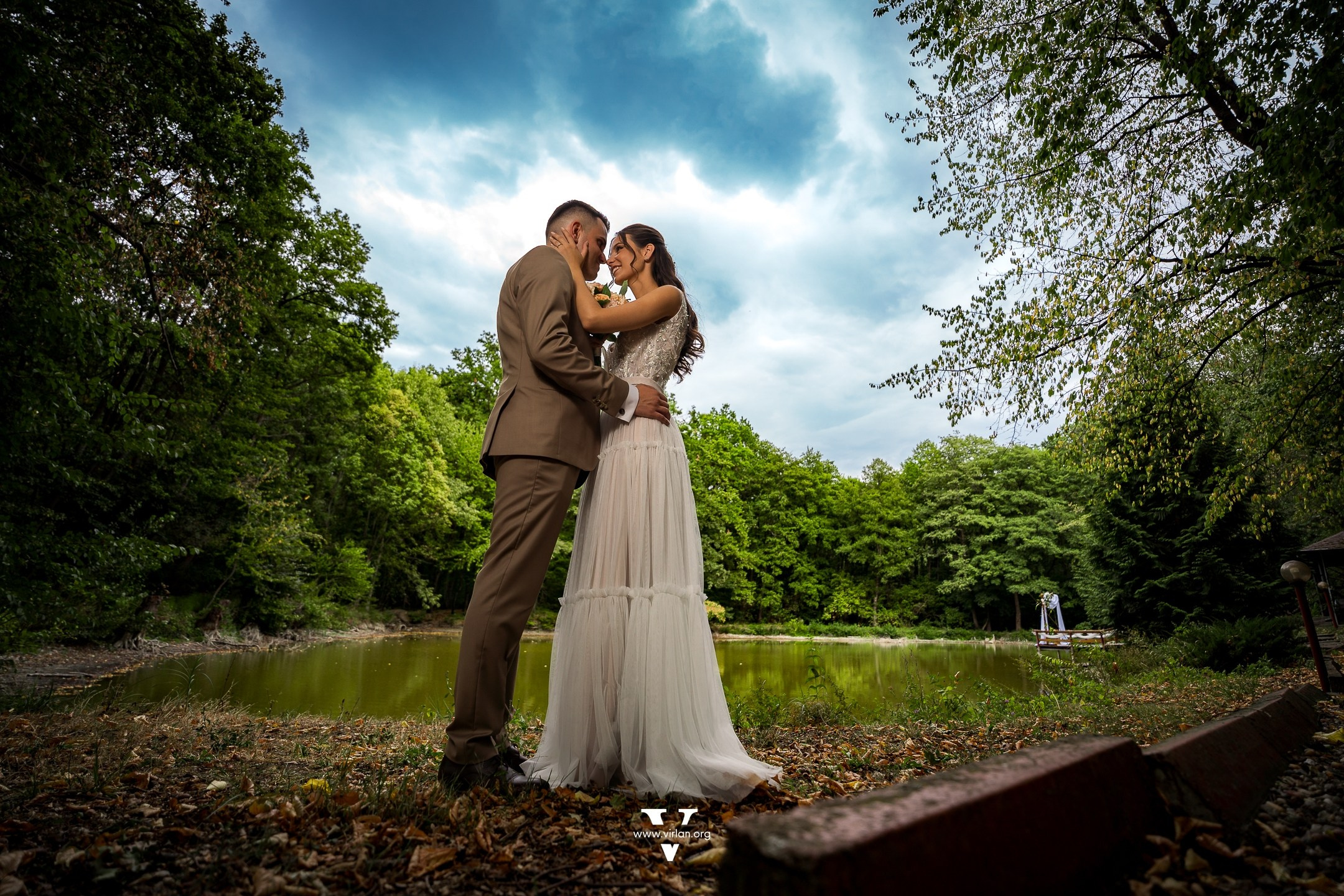 Fotografie de nunta. Cosmin Virlan - Fotograf de eveniment din Târgoviște