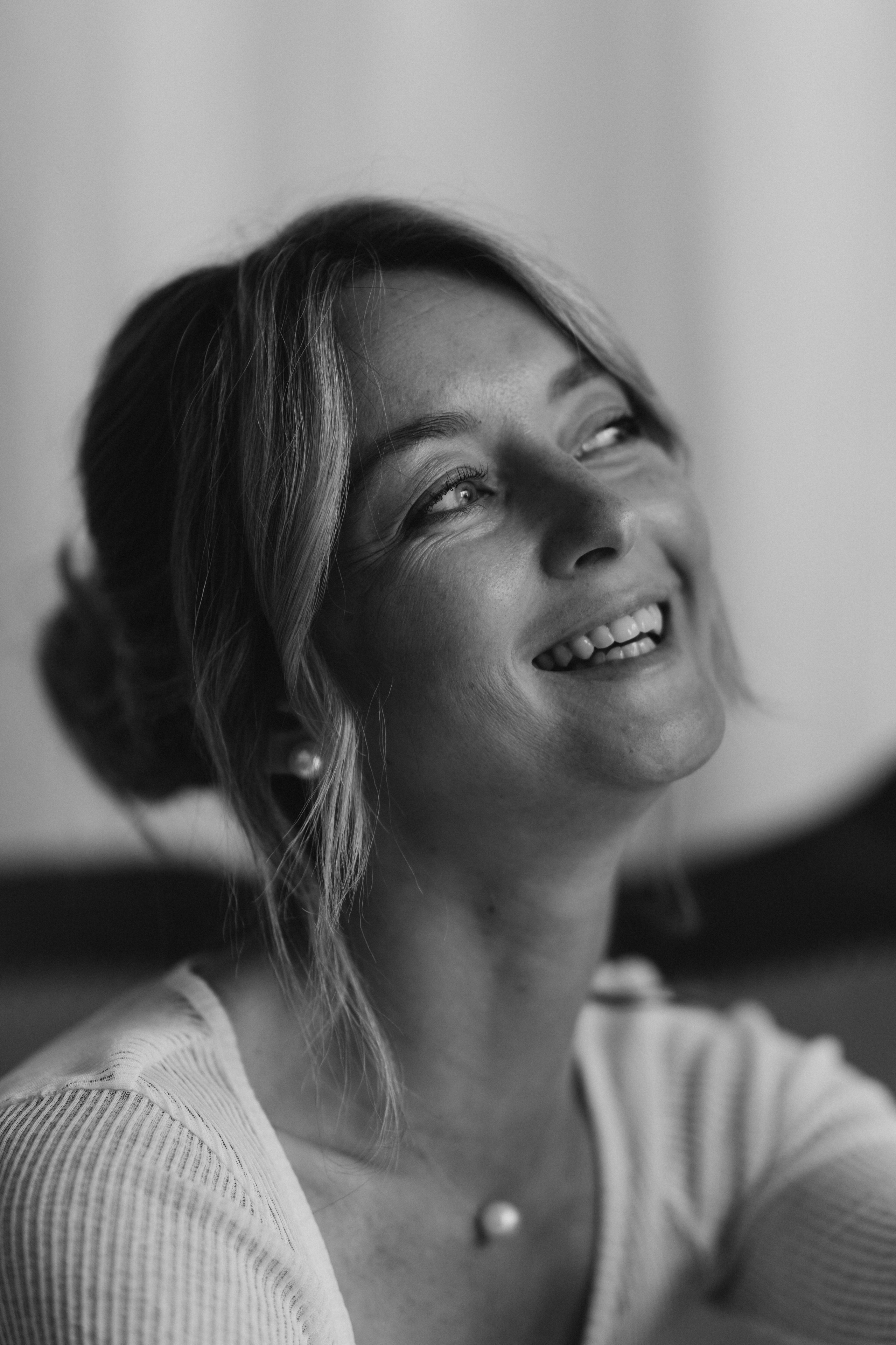 Olga. Wedding and potrait photographer in Helsinki Vickan O