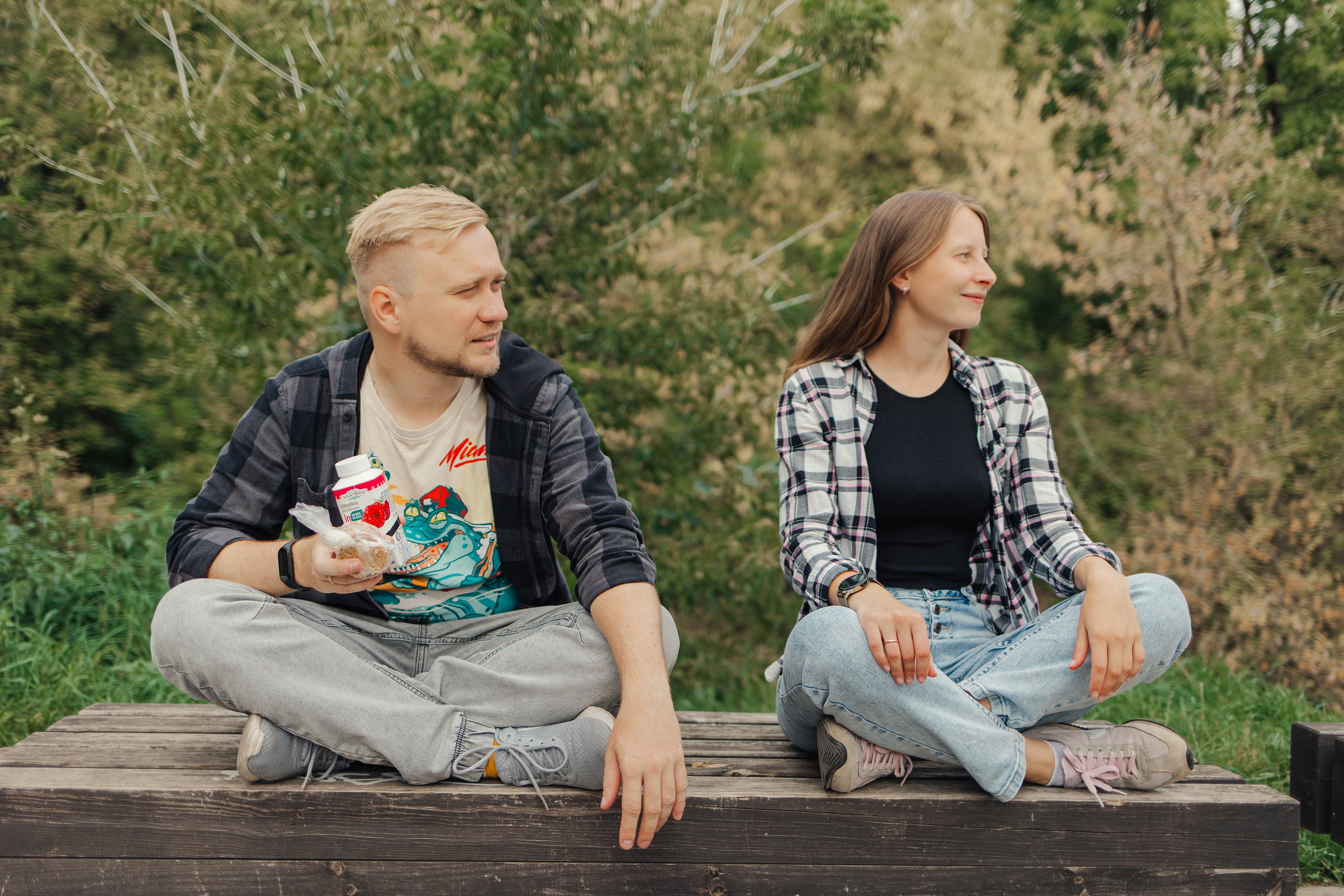 Along the streets of Vilnius in lifestyle style. Family photographer in Vilnuis Svetlana Naumova