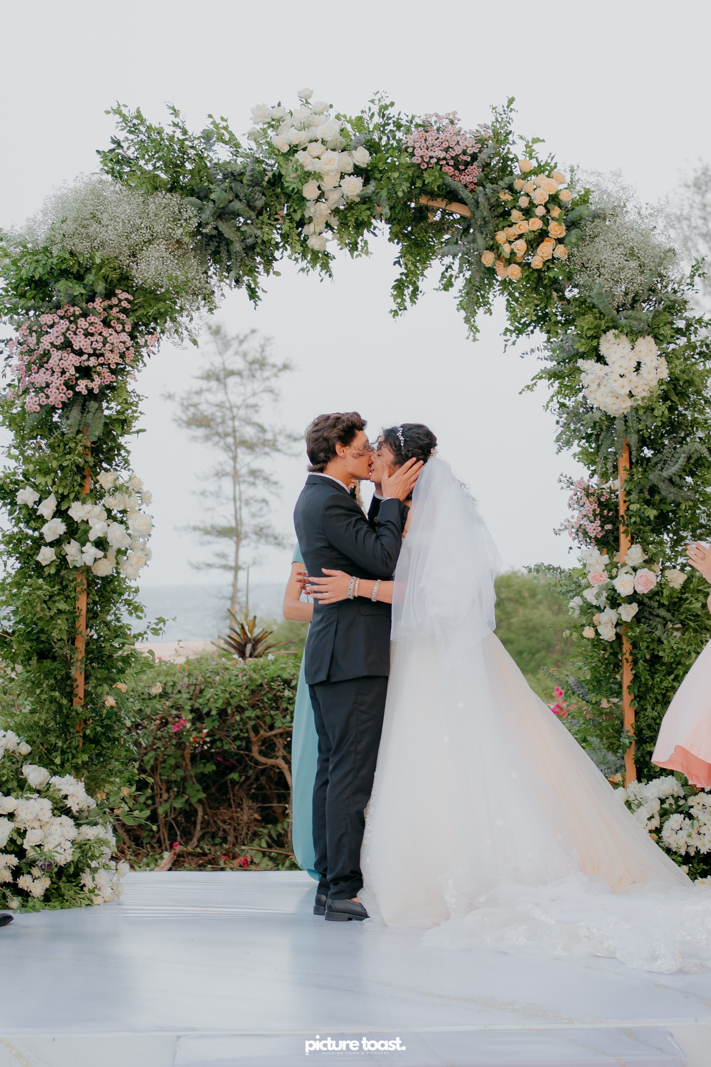 Ayesha & Adam’s English Wedding!. Fine art Wedding Photographers in India & Canada